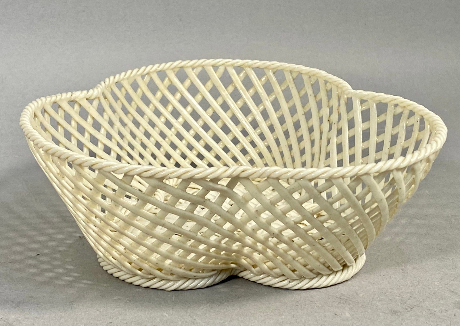 Belleek Irish Parian Porcelain Shamrock-Shaped Woven Basket (1 of 6)