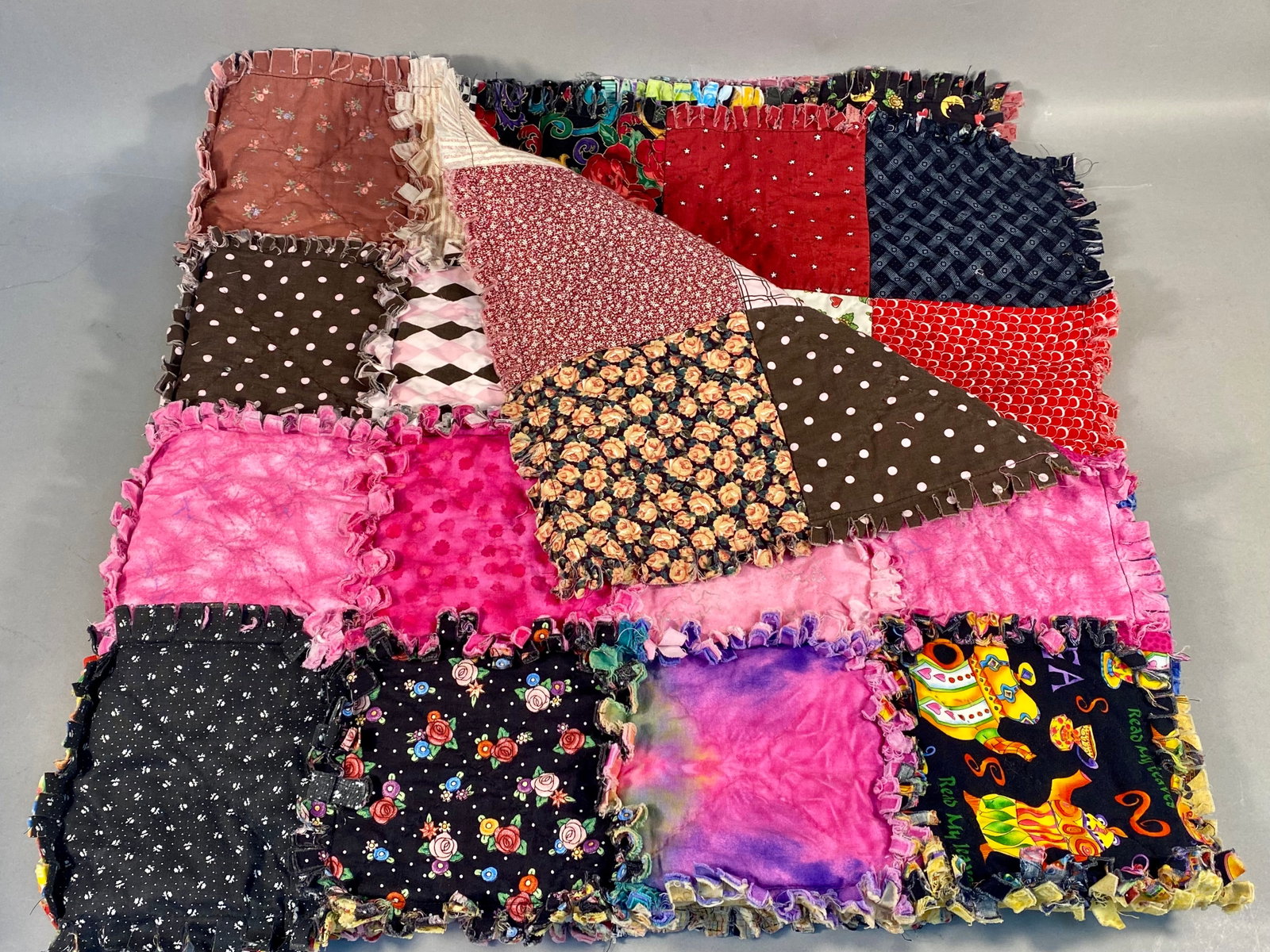 Handcrafted Patchwork Rag Quilt - 4