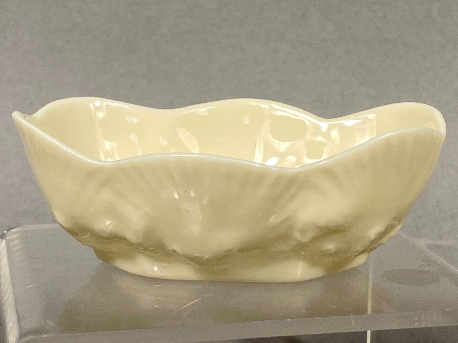 Belleek Ireland New Shell Pattern Parian Porcelain Individual Salt Dish (1 of 5)