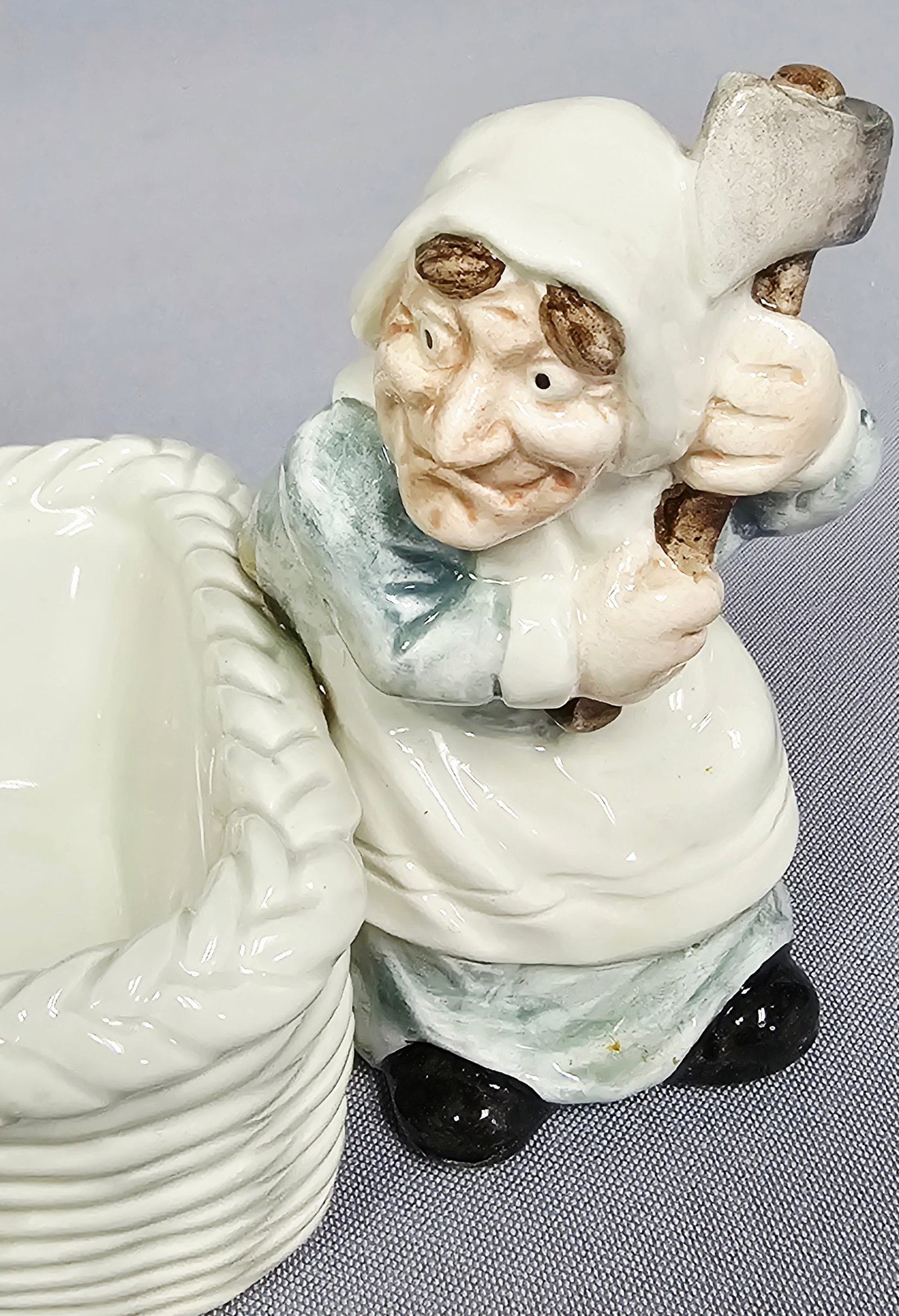 Fitz and Floyd Pilgrim's Progress Ceramic Tidbit Dish - 2