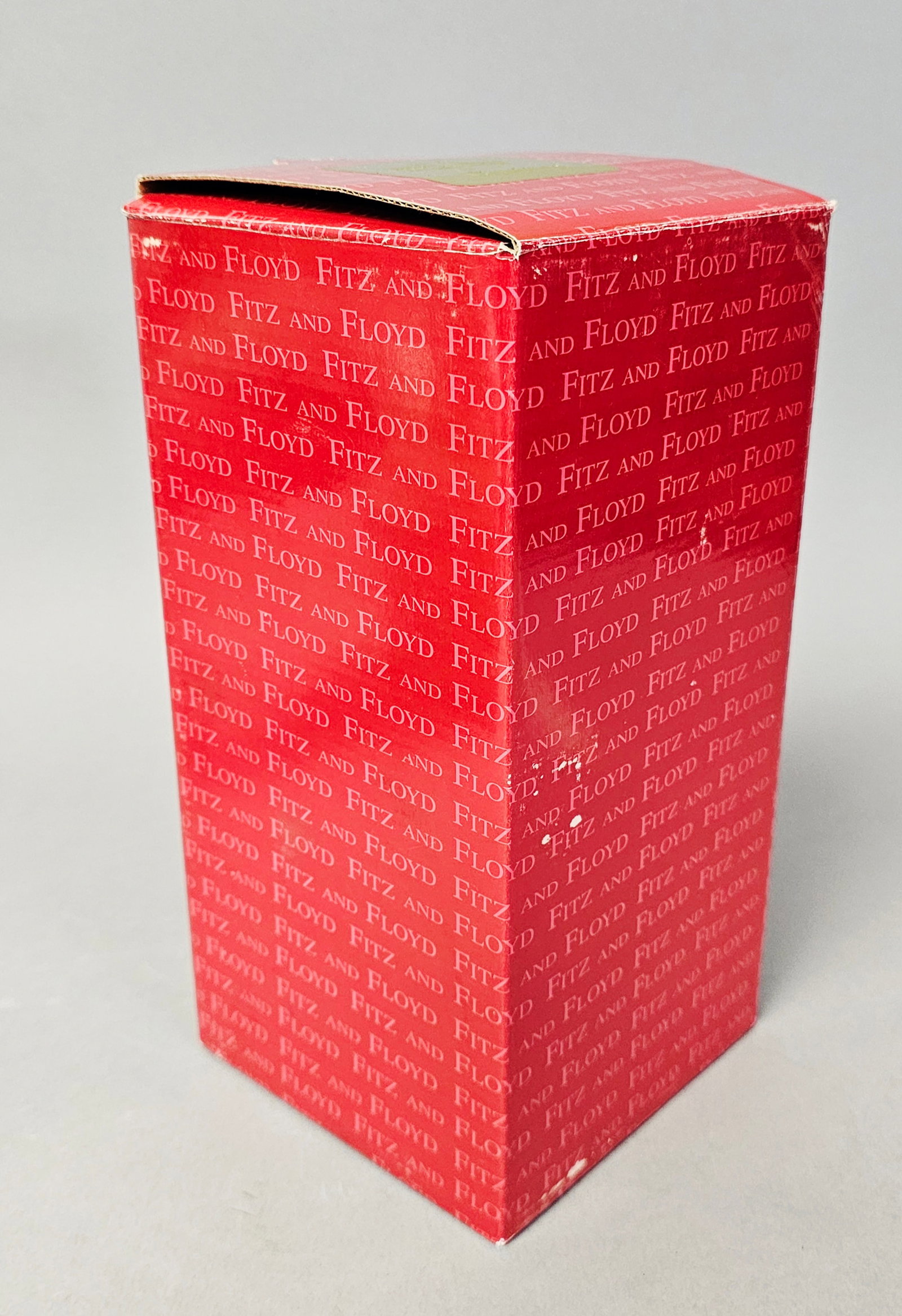 Fitz and Floyd Classics Gregorian Pattern Candleholder - 8