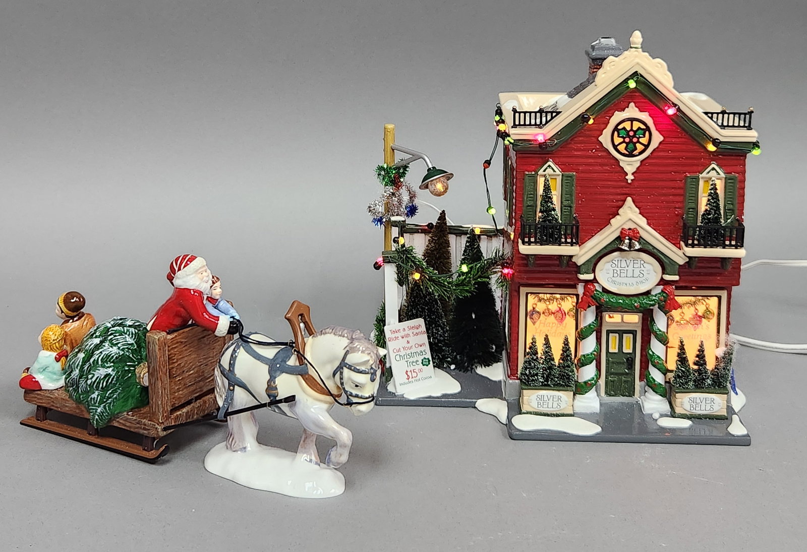 Dept 56 Silver Bells Christmas Shop (1 of 12)