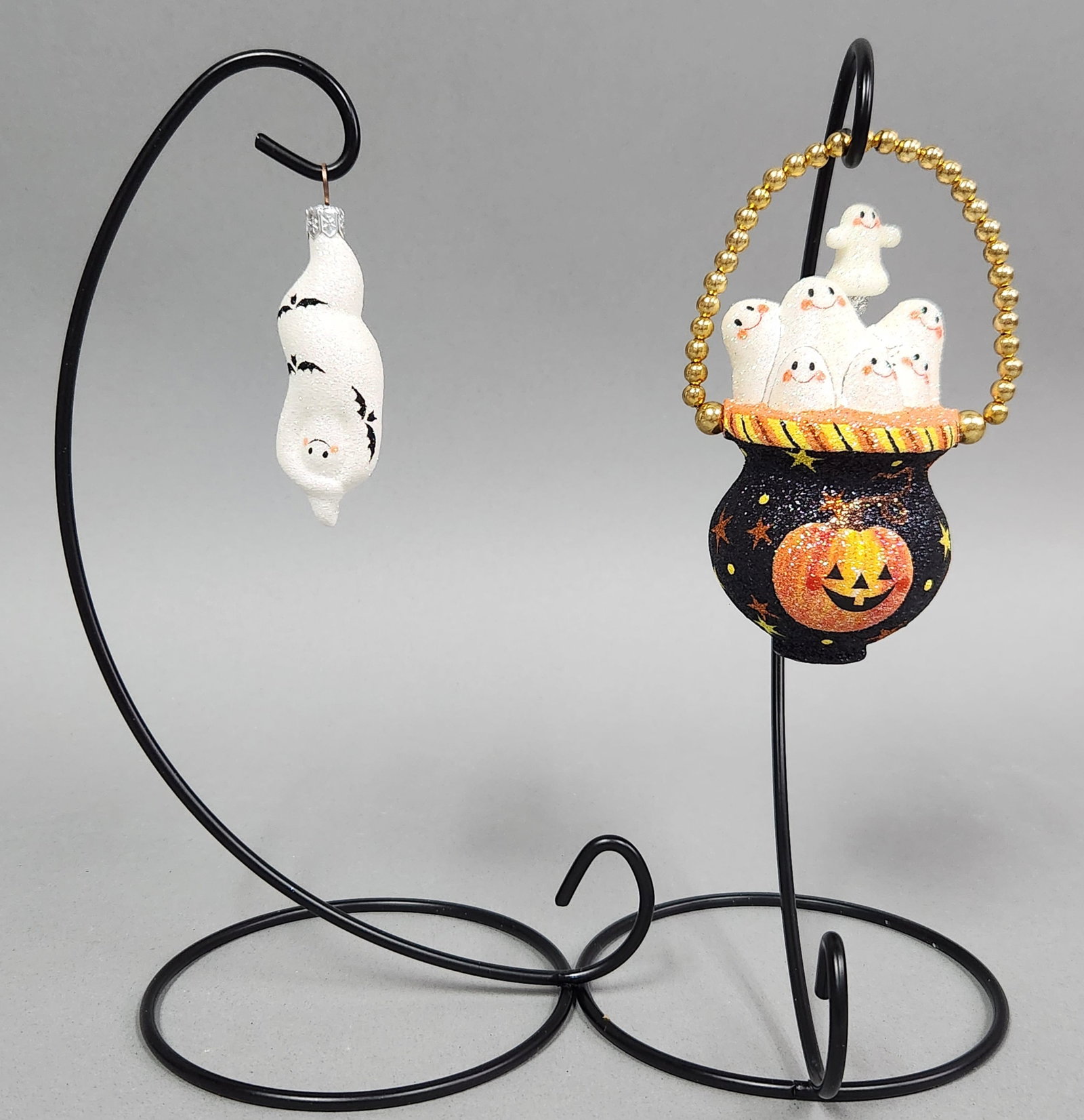 Ghost Halloween Ornaments (1 of 6)