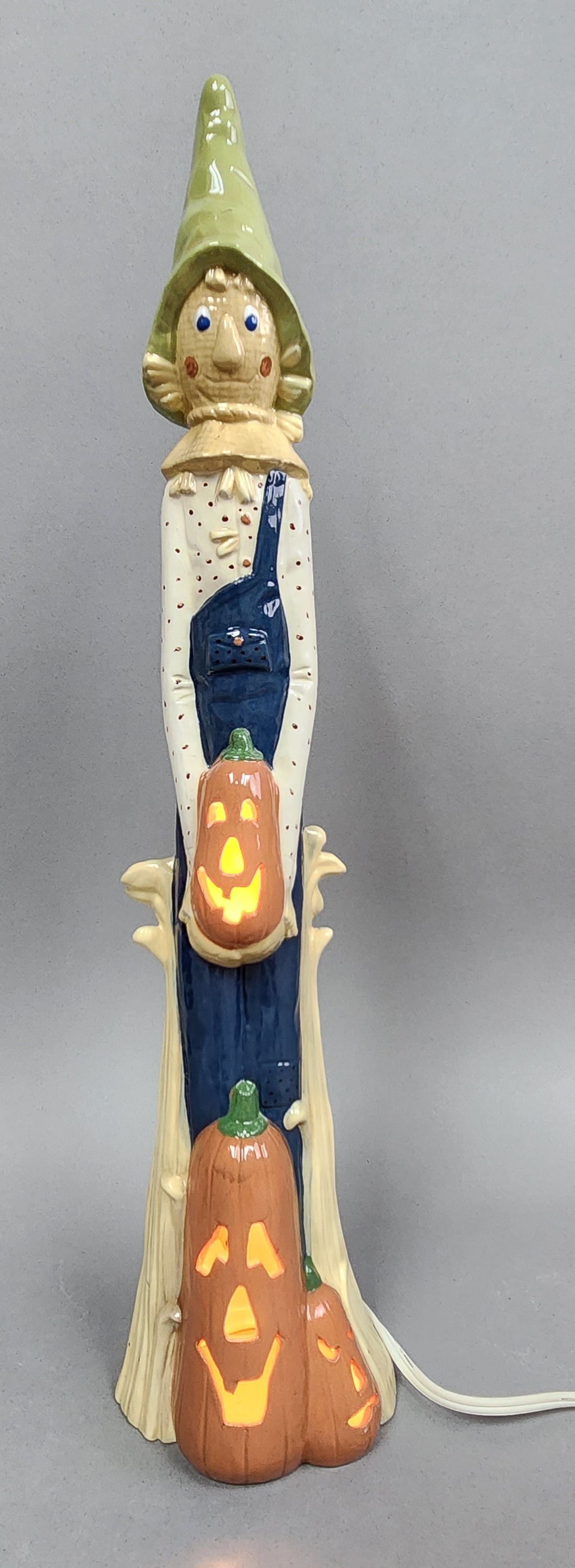 Howell Ceramics Lighted Scarecrow (1 of 6)