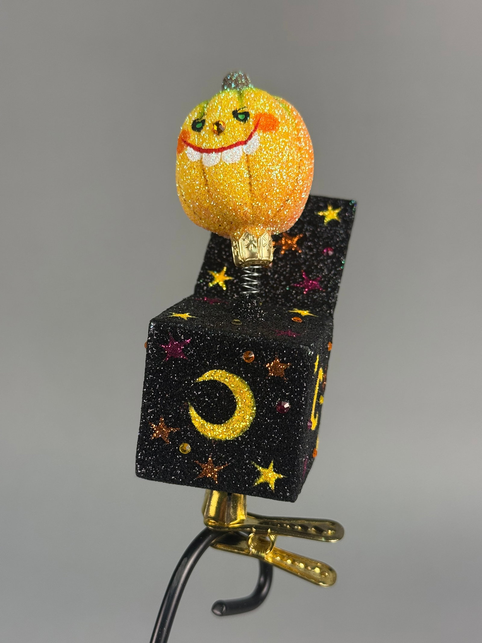 Patricia Breen Jolly Surprise Halloween Clip-On Ornament (1 of 7)