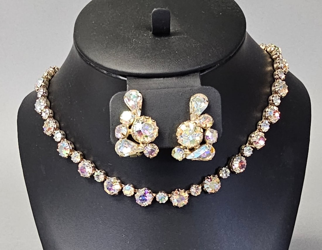 Weiss Aurora Borealis Rhinestone Necklace Set (1 of 6)