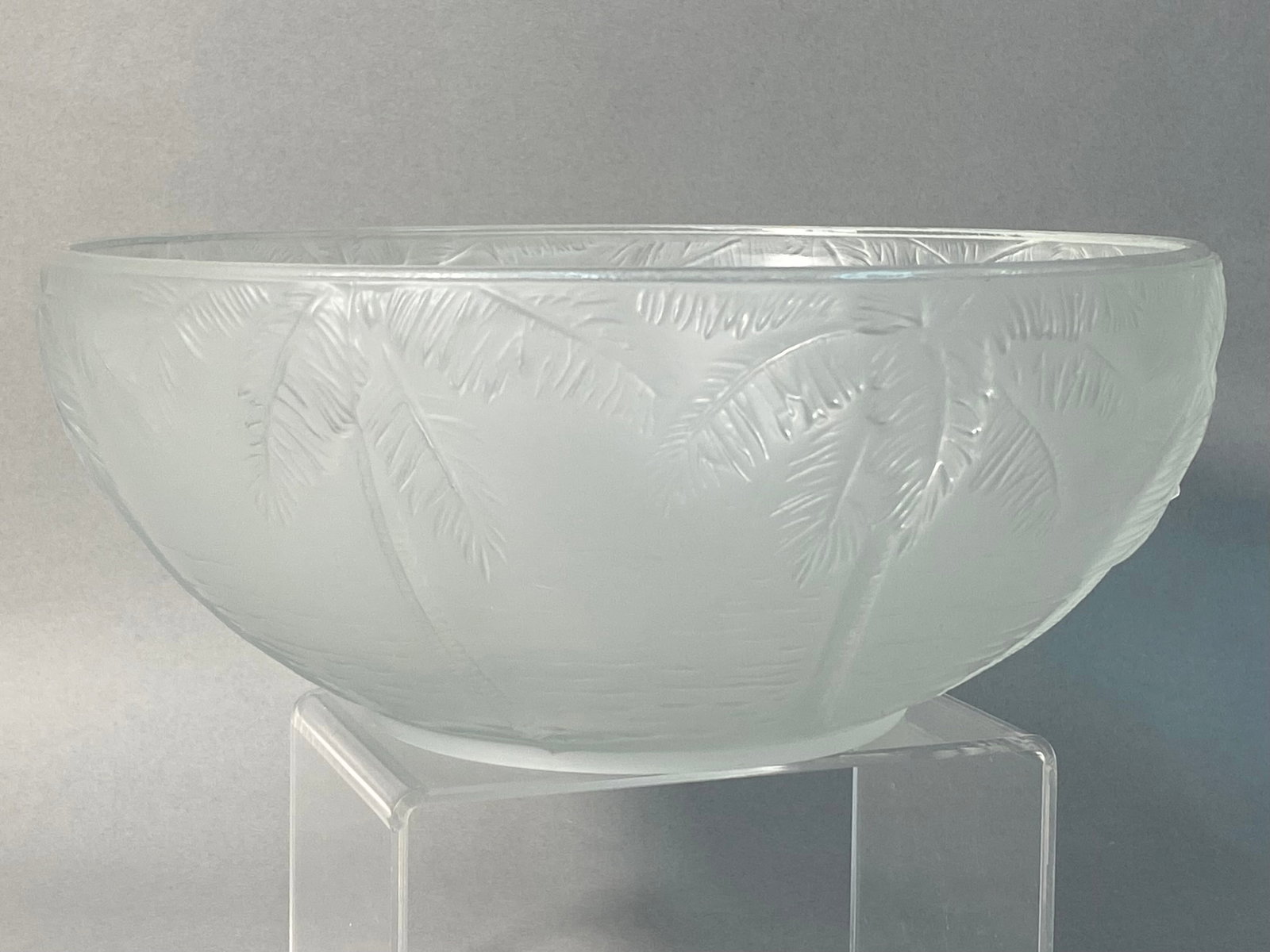 Lalique France Martinique Frosted Glass Bowl (1 of 6)