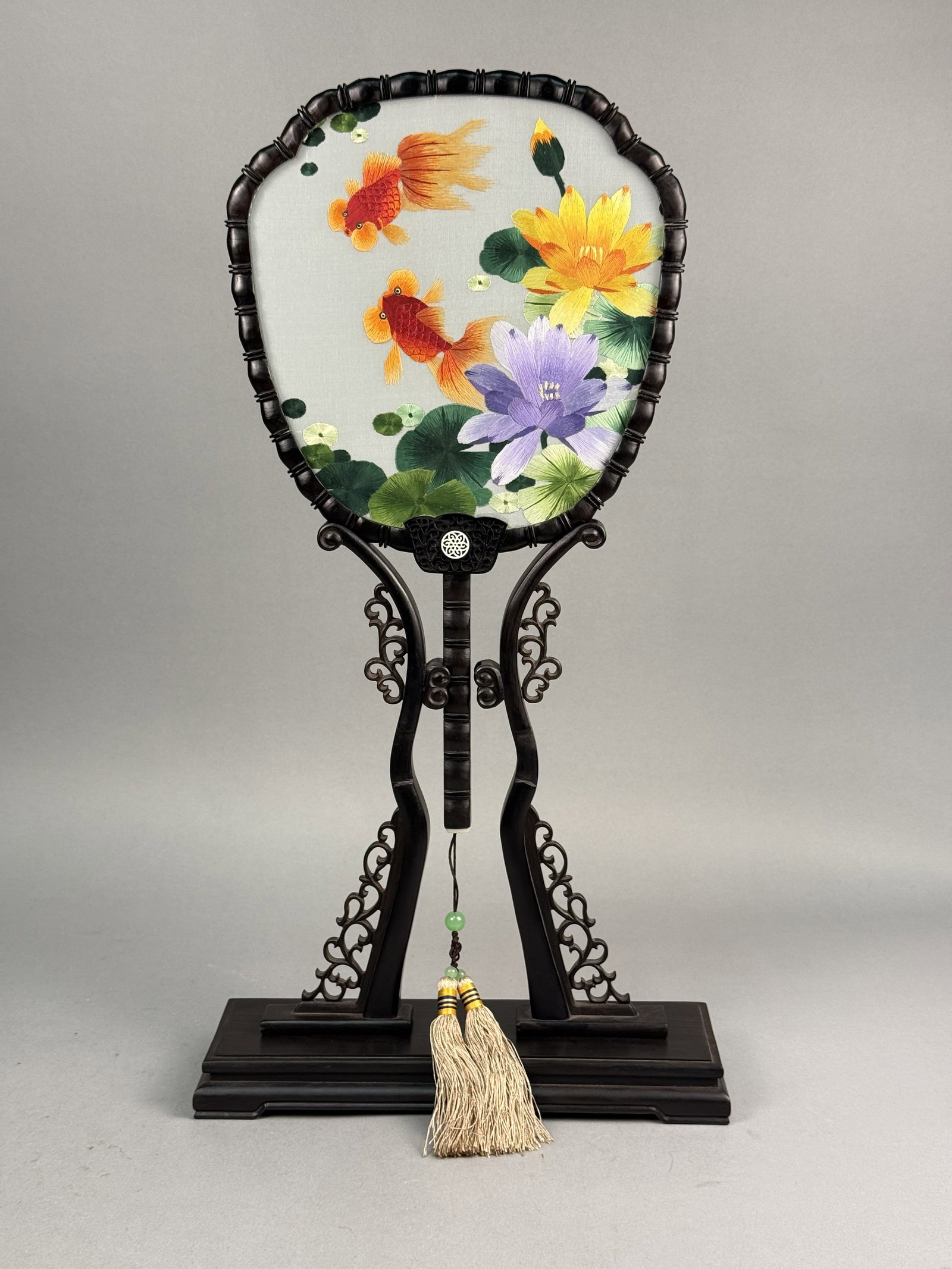 Chinese Suzhou Double-Sided Silk Table Fan (1 of 10)