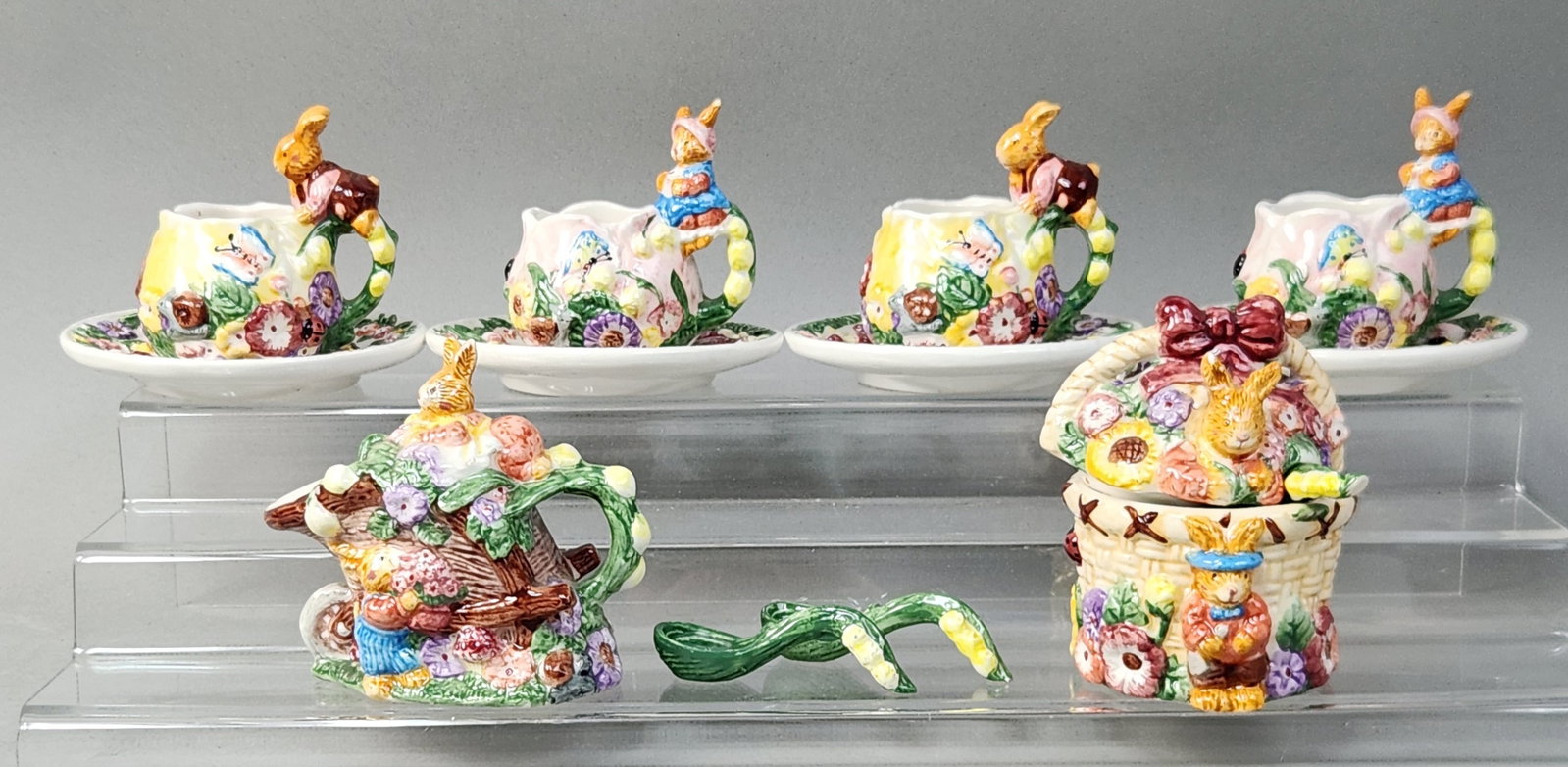 Mercuries Ceramic Rabbit Garden Tea Set (1 of 15)