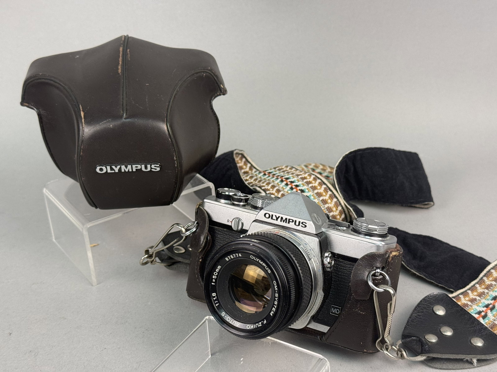 Olympus OM-1 35mm Camera with Zuiko 50mm Lens (1 of 6)