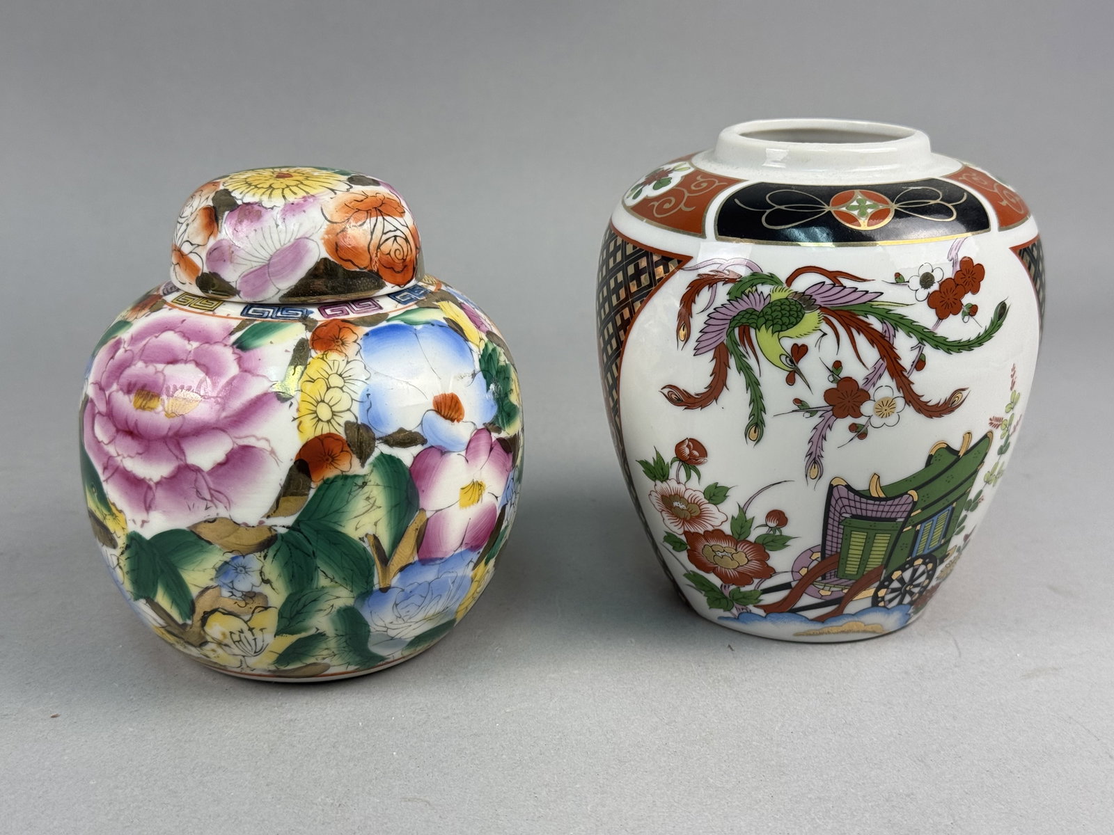 2 Ginger Jars in Millefleur & Japanese Imari Style (1 of 7)