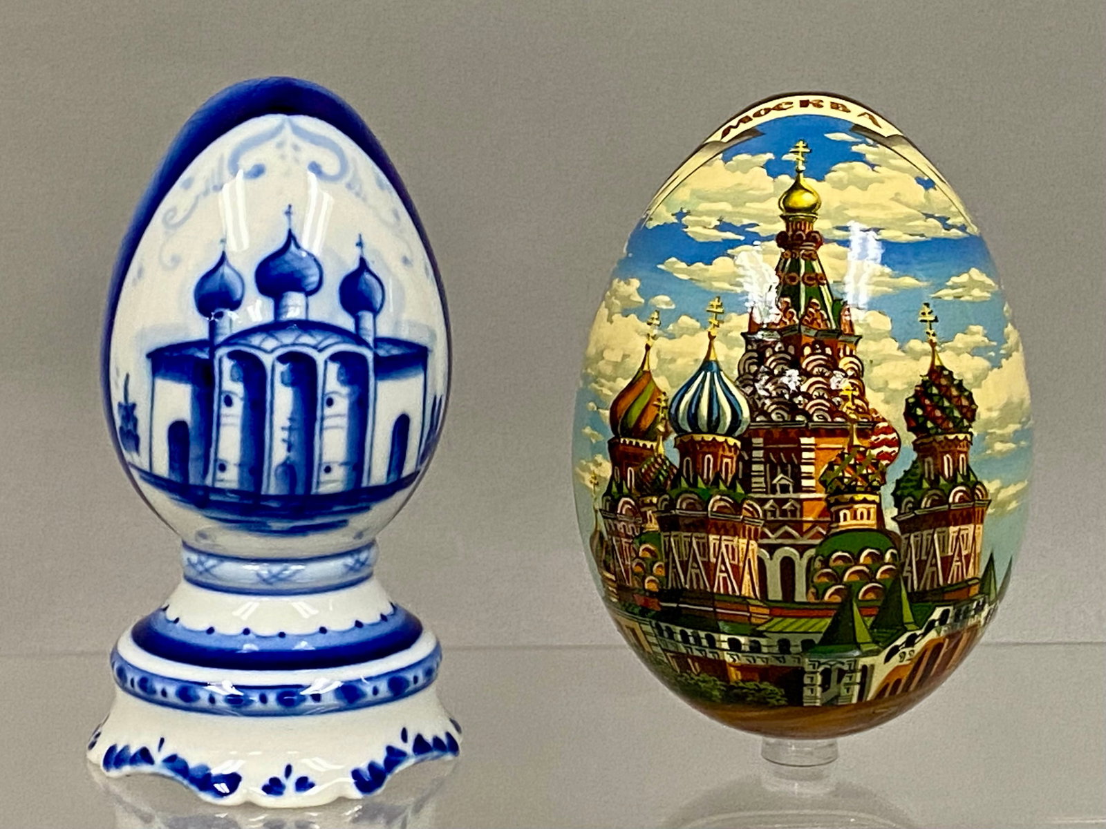 2 Russian Decorative Eggs, Signed (1 of 8)