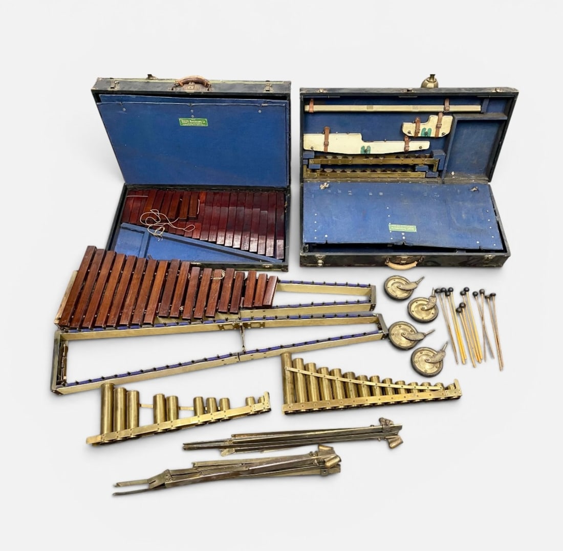Vintage Portable Resonator Xylophone & Accessories (1 of 20)