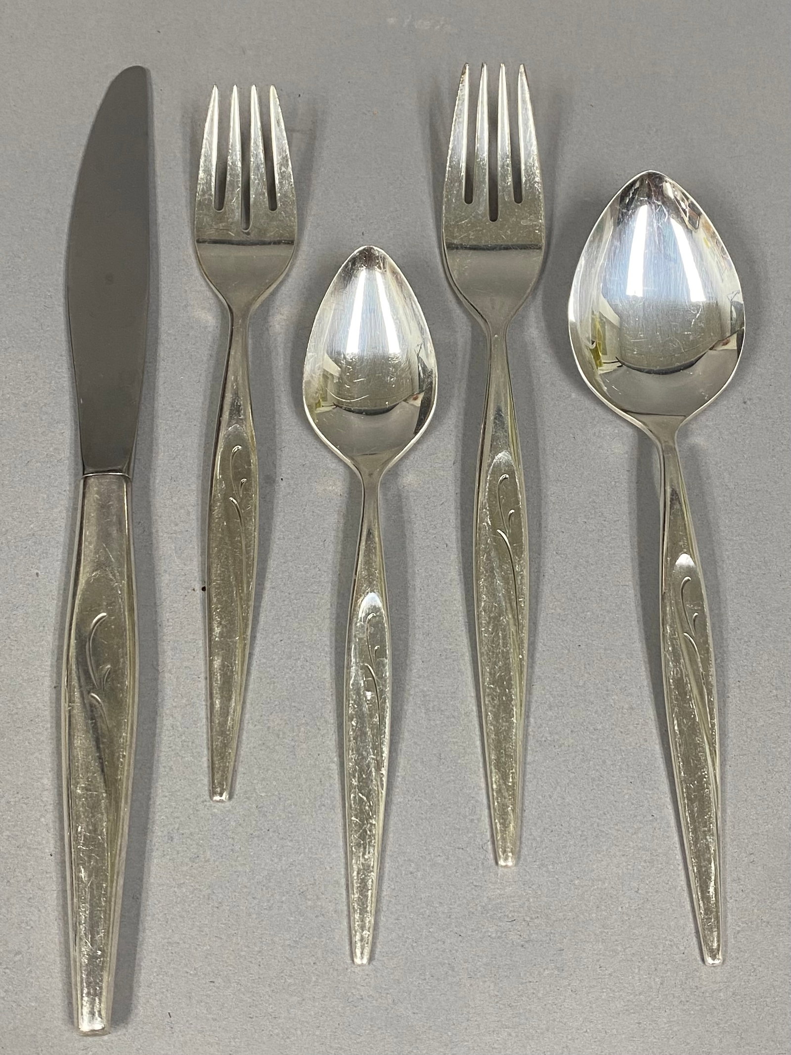 Oneida Community Flight Pattern Silverplate Flatware - 3