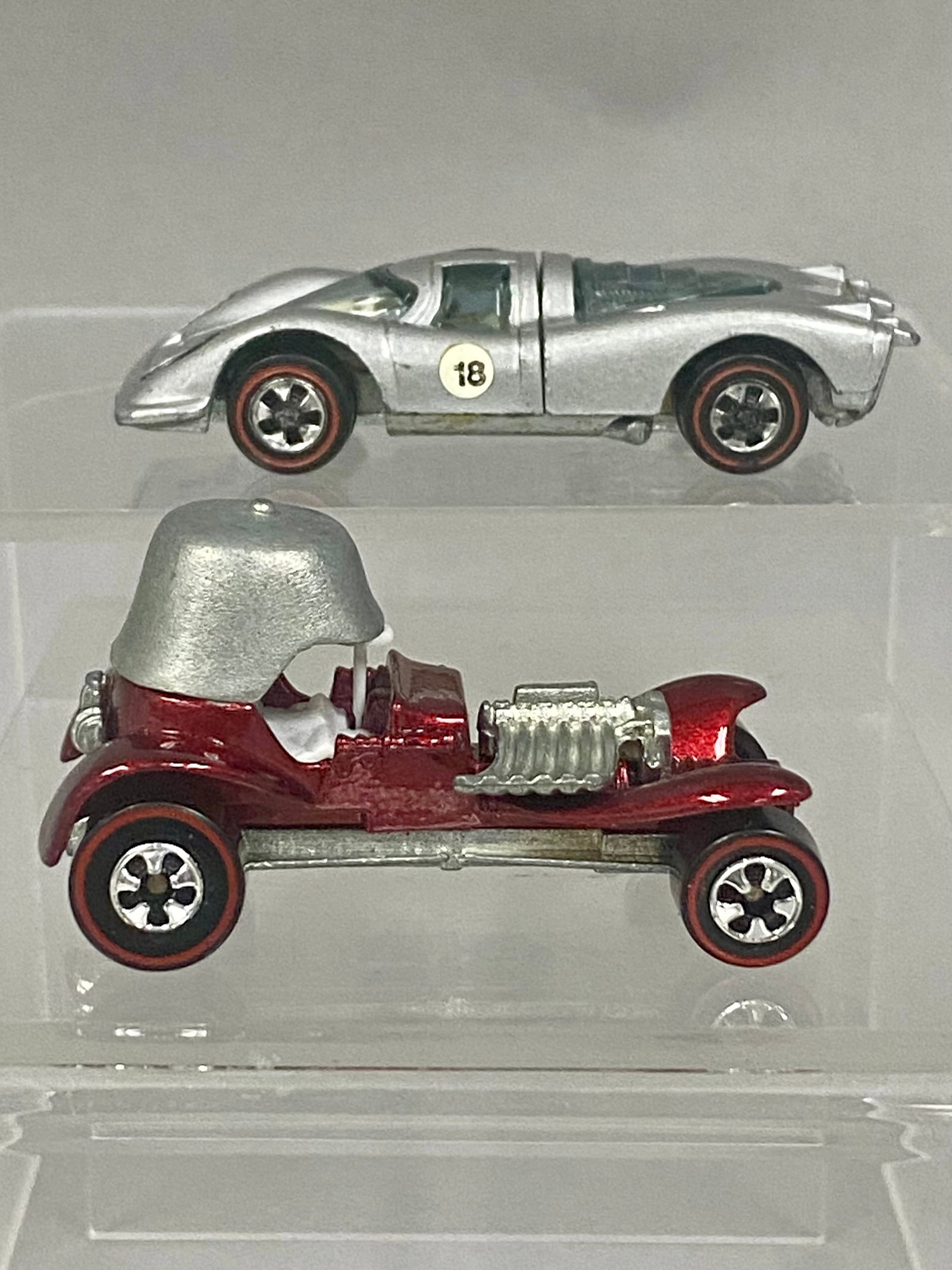 Redline Porsche 917 & Vintage Series Red Baron (1 of 8)