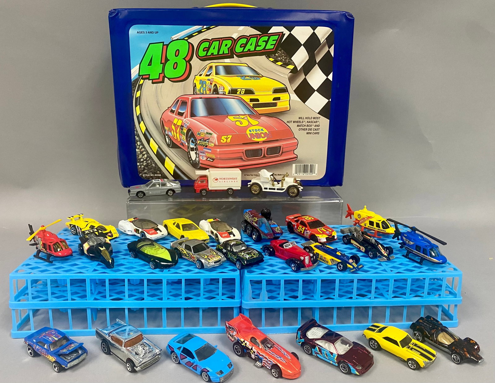 25 Vintage Hot Wheels and Die-Cast Vehicles (1 of 19)