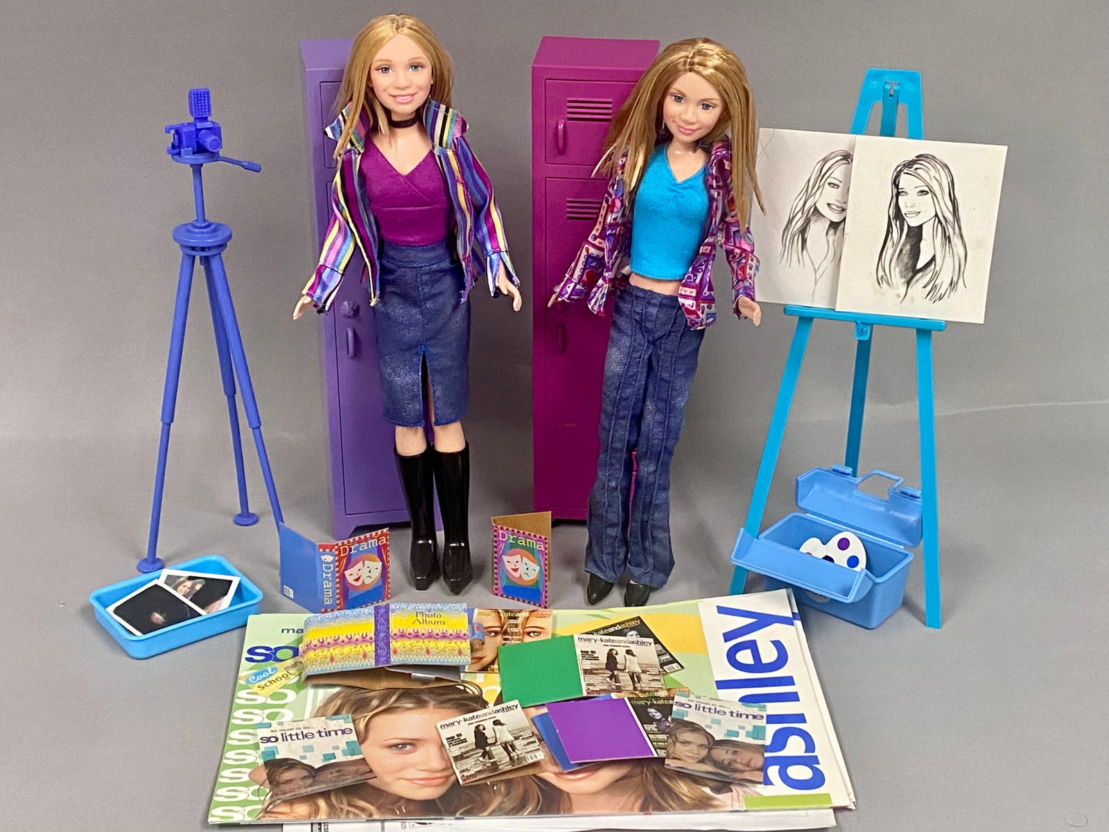 Mary-Kate & Ashley Olsen So Little Time Fashion Dolls (1 of 5)
