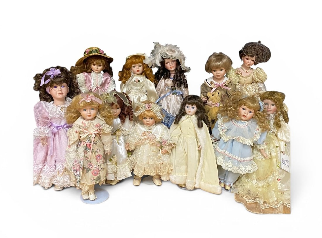 12 Colletible Porcelain Bisque Dolls (1 of 6)