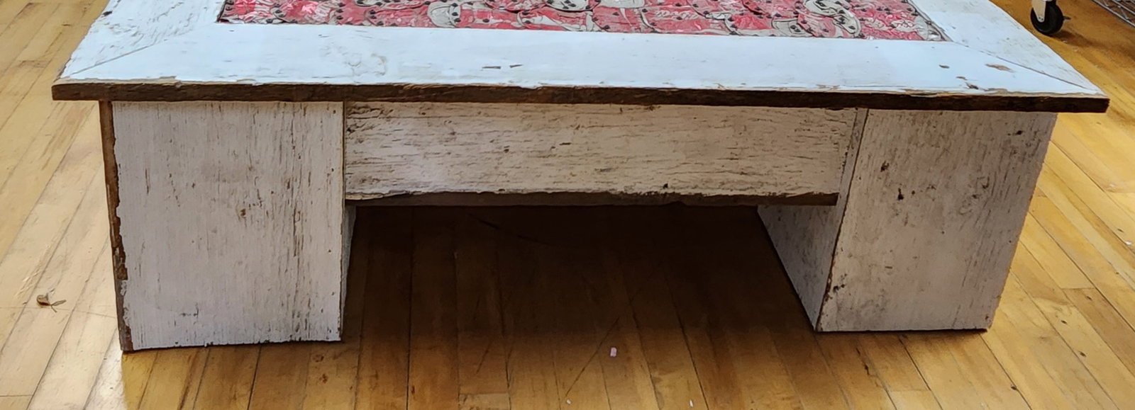 Large Coca-Cola Folk Art Table - 3