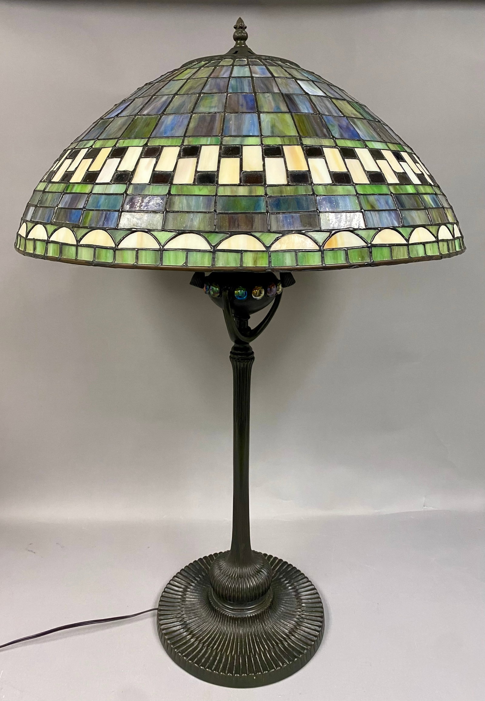 Tiffany-Style Geometric Leaded Glass Table Lamp (1 of 9)
