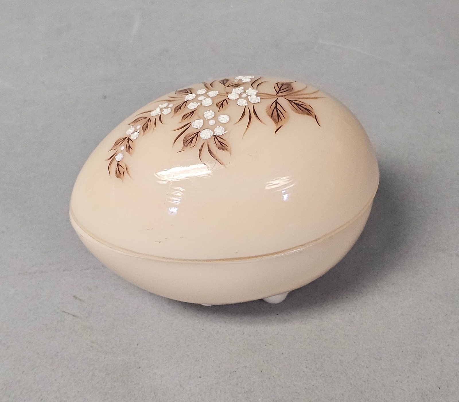 Westmoreland Hand Painted Custard Glass Egg (1 of 7)