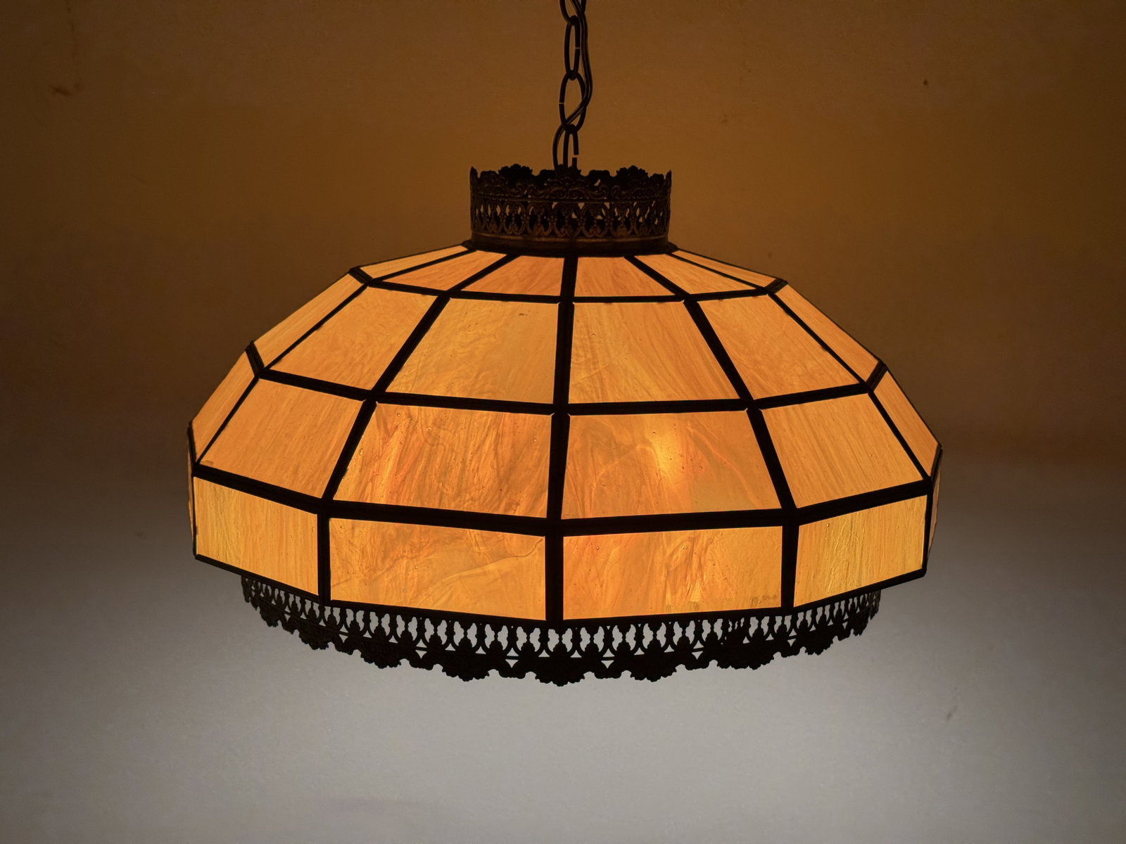 Arts & Crafts Slag Glass Chandelier (1 of 13)