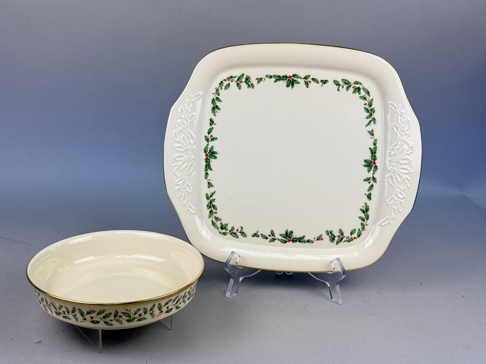 Lenox Holiday Porcelain Serving Pieces (1 of 7)