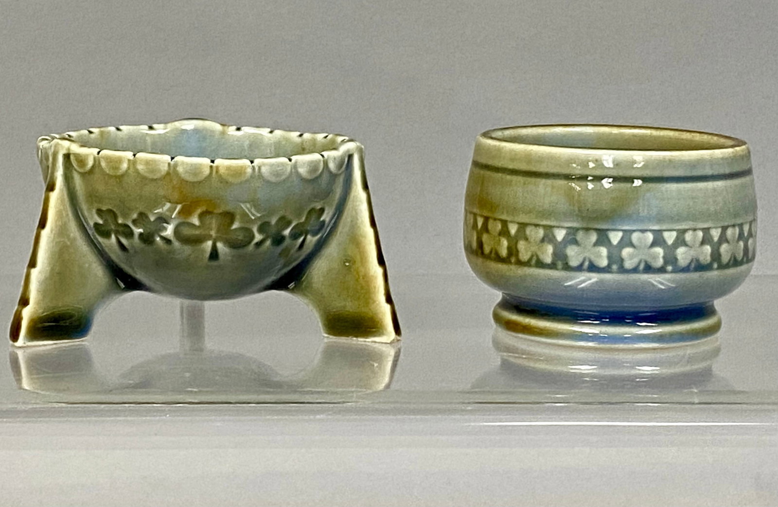 Pair of Wade Irish Porcelain Bowls (1 of 5)