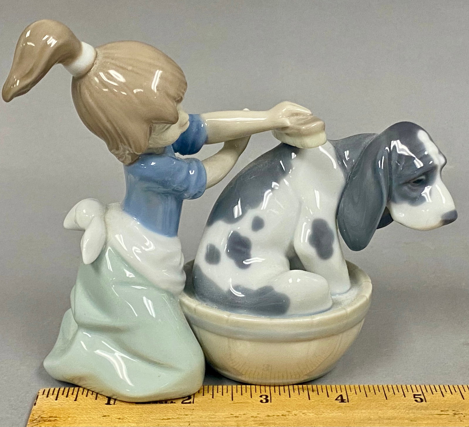 Lladro Bashful Bather, Number 5455 - 4