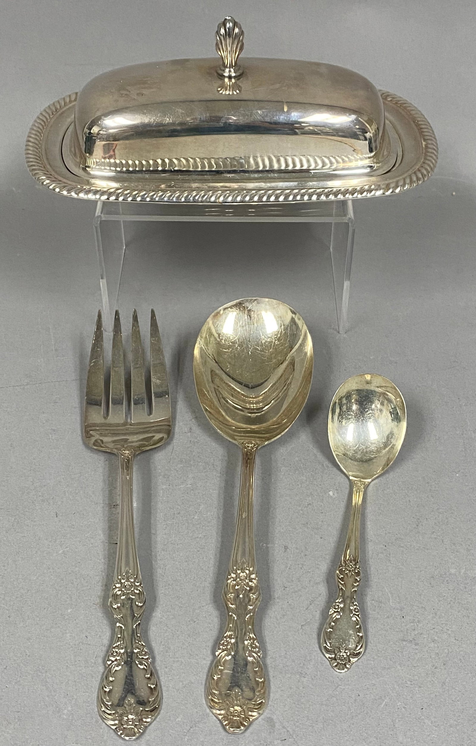 Wm. Rogers Silverplate Serving Group (1 of 8)