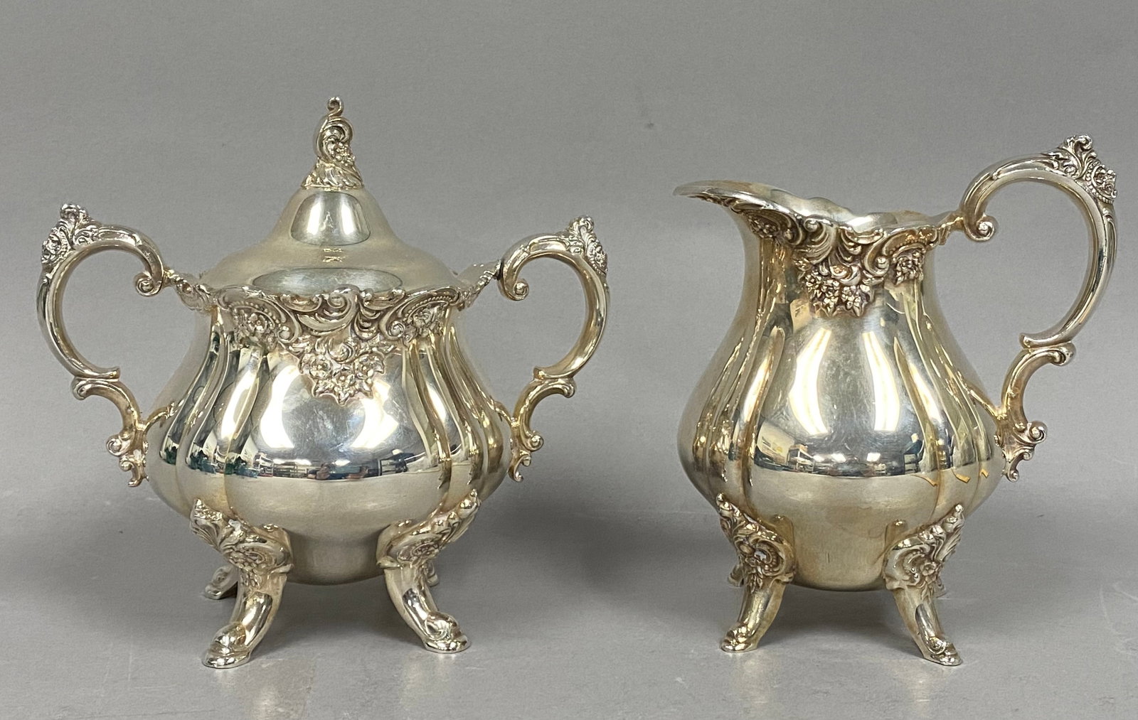 Wallace Baroque Cream and Sugar Set (1 of 6)