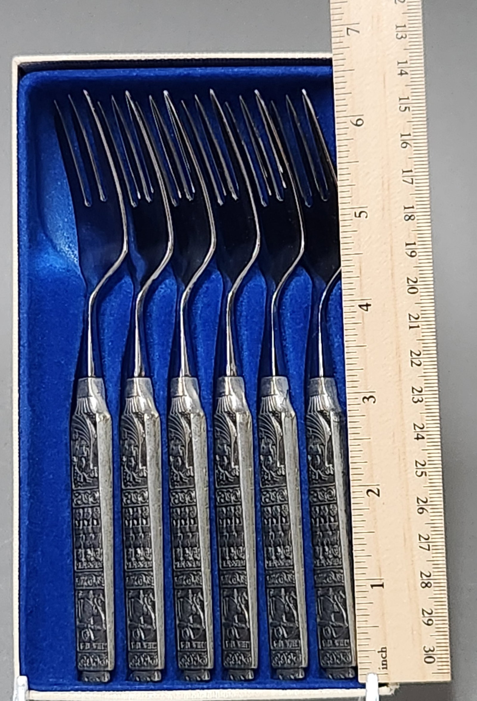 Hardanger Konge Tinn Fork Set - 4
