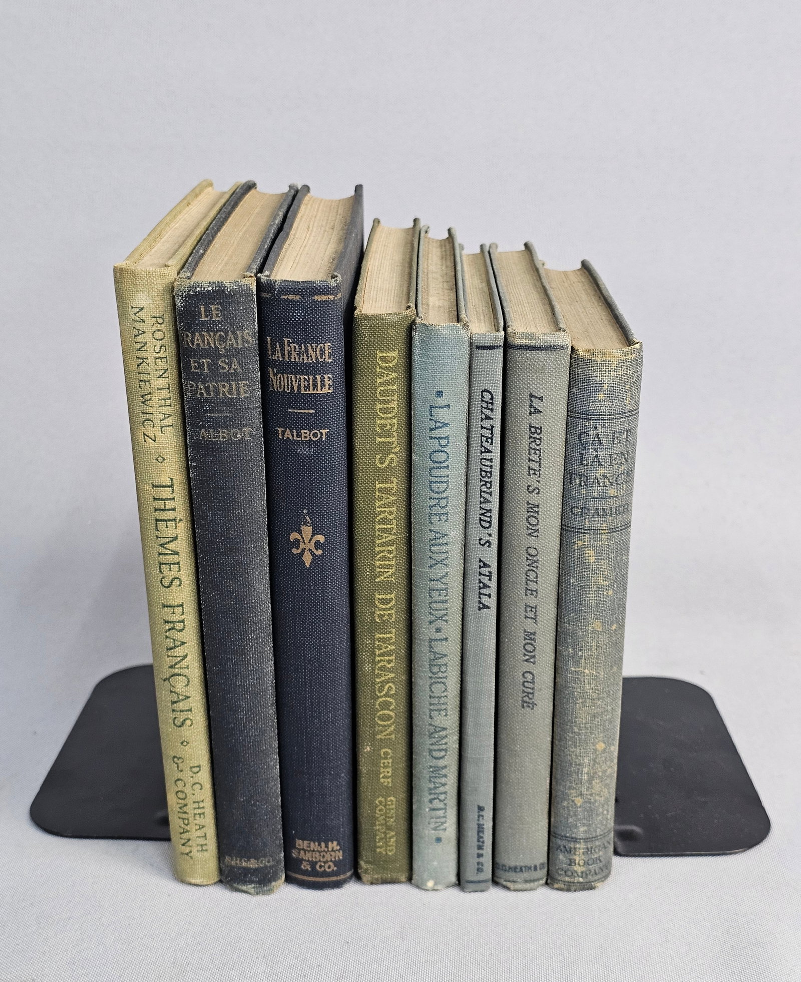 Assortment of Early 20th-Century French Books (1 of 18)