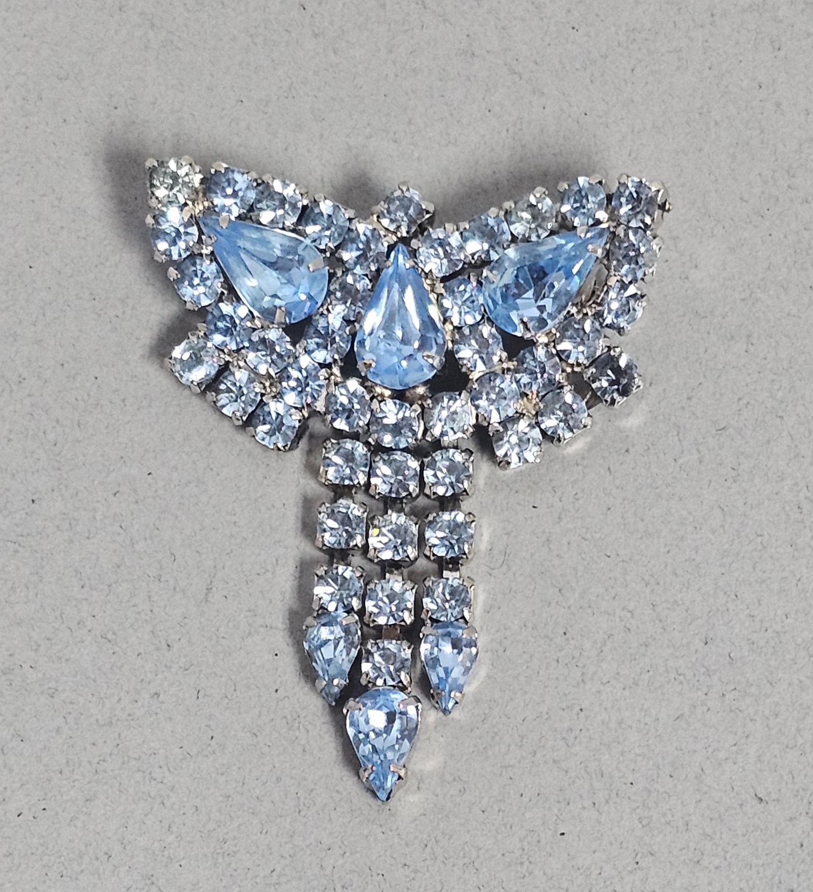Kramer Blue Rhinestone Fringe Brooch (1 of 7)