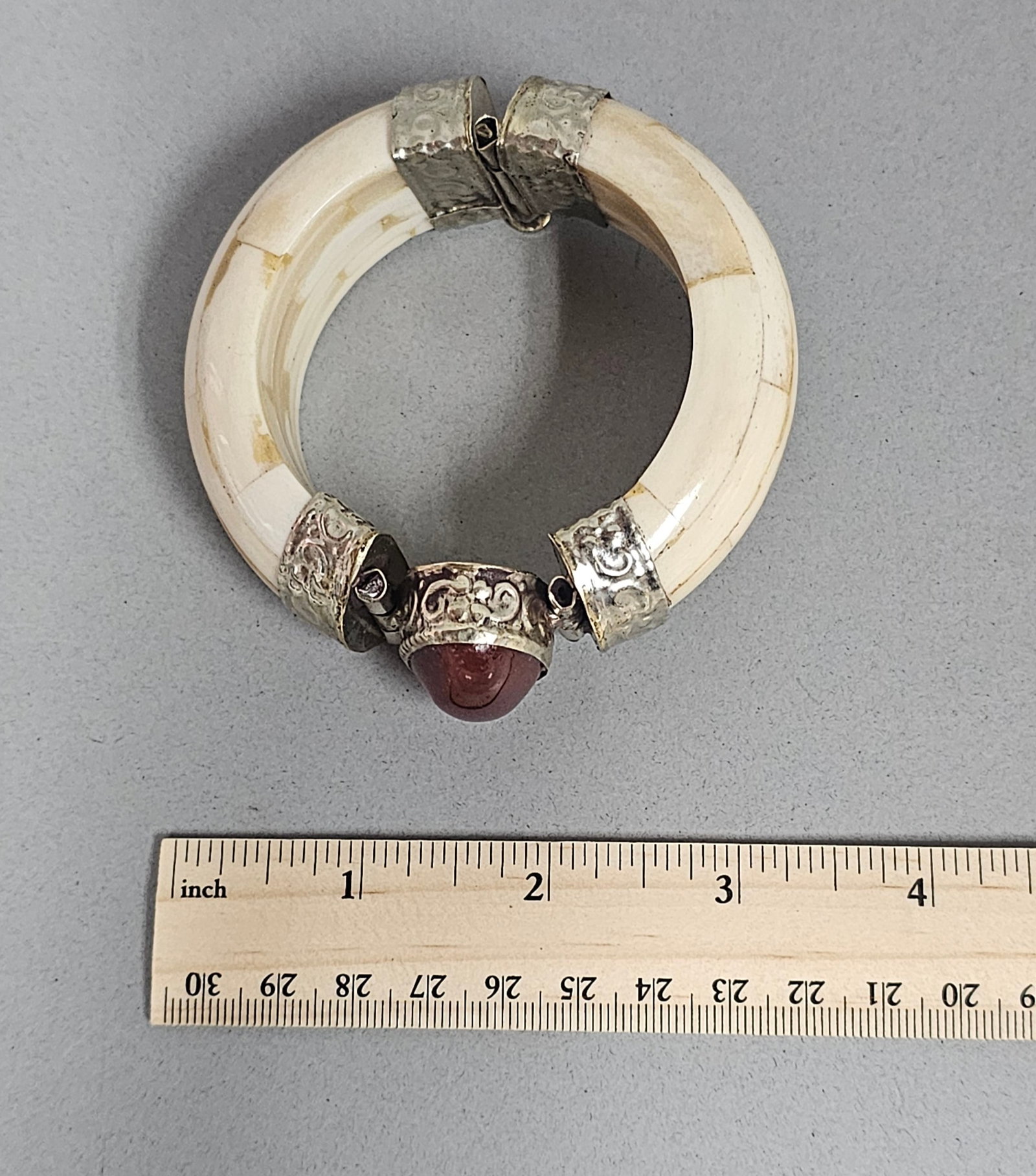 Bone and Carnelian Hinged Bangle - 3
