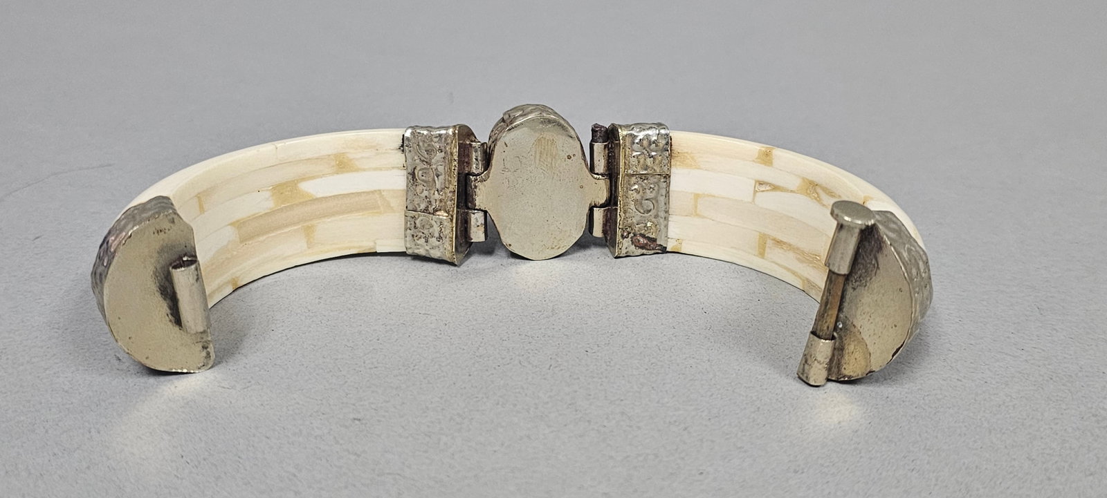 Bone and Carnelian Hinged Bangle - 7
