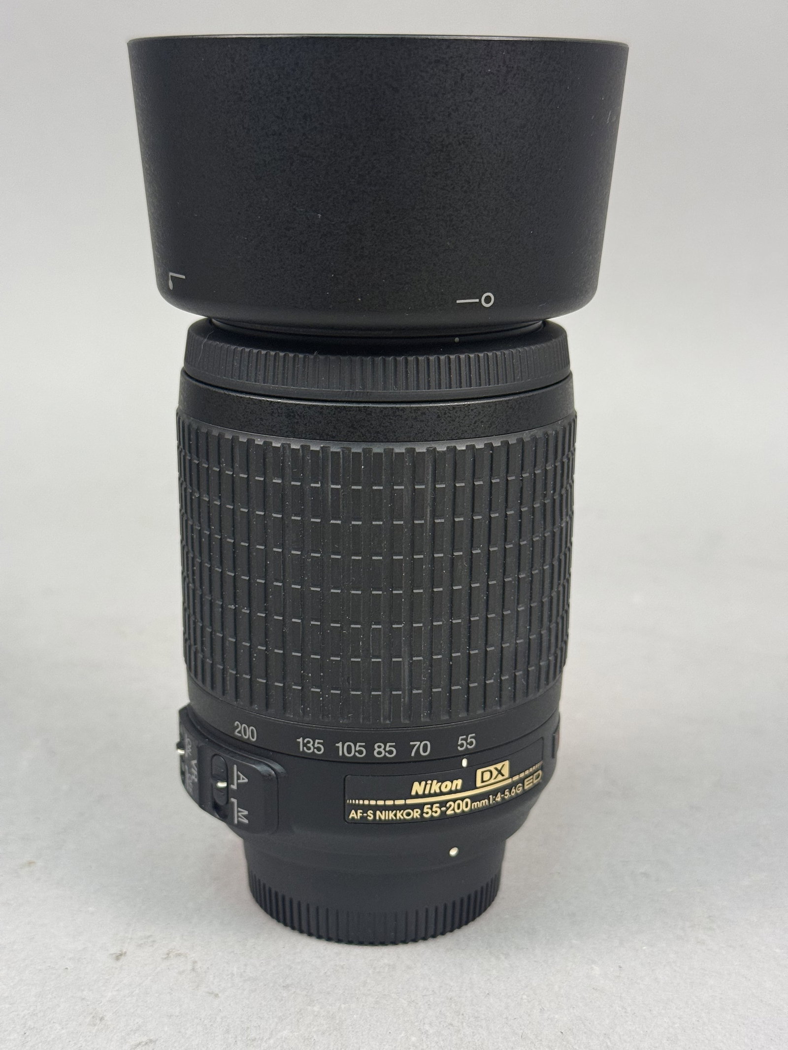 Nikon AF-S DX 55-200mm VR Lens (1 of 5)