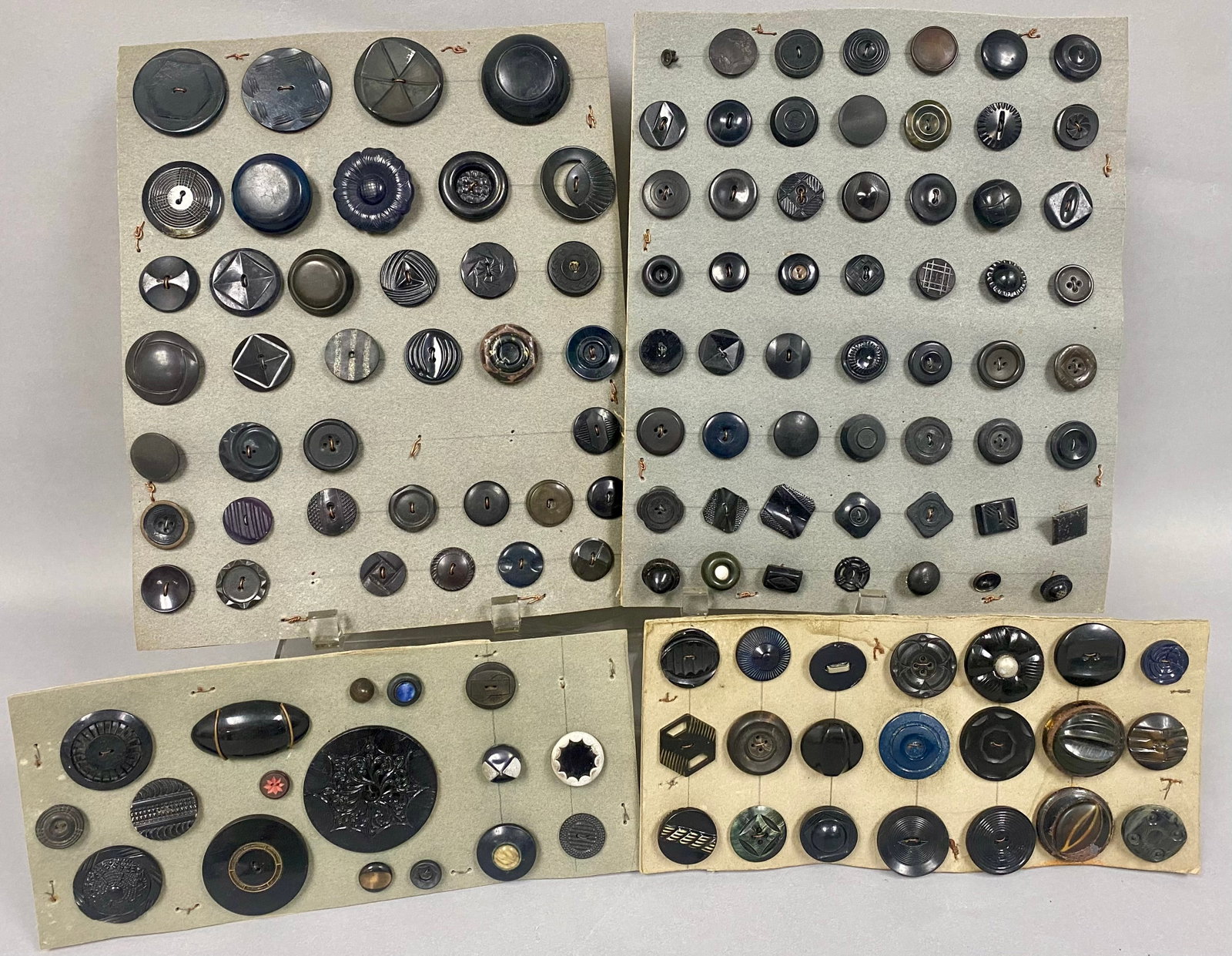 Assortment of Vintage Fashion Buttons (1 of 8)