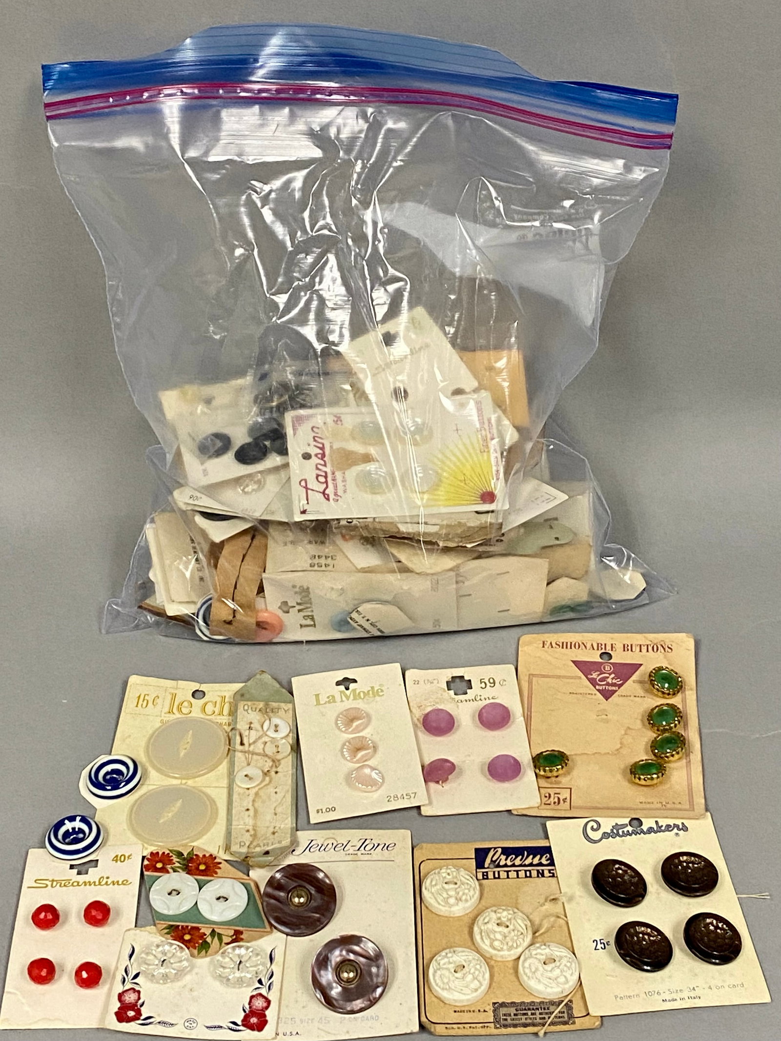 Assortment of Vintage Carded Sewing Buttons (1 of 5)