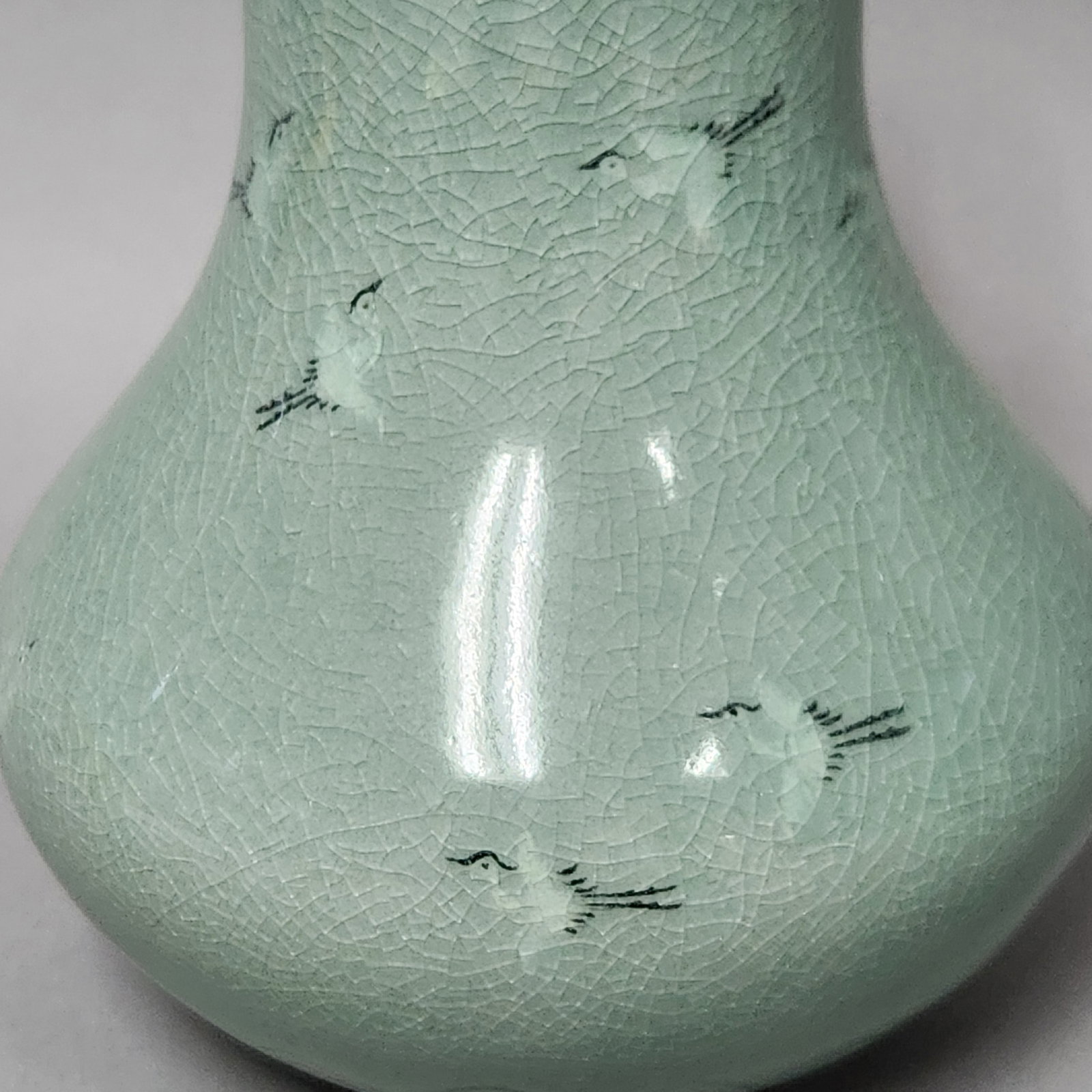 Korean Celadon Vase - 3