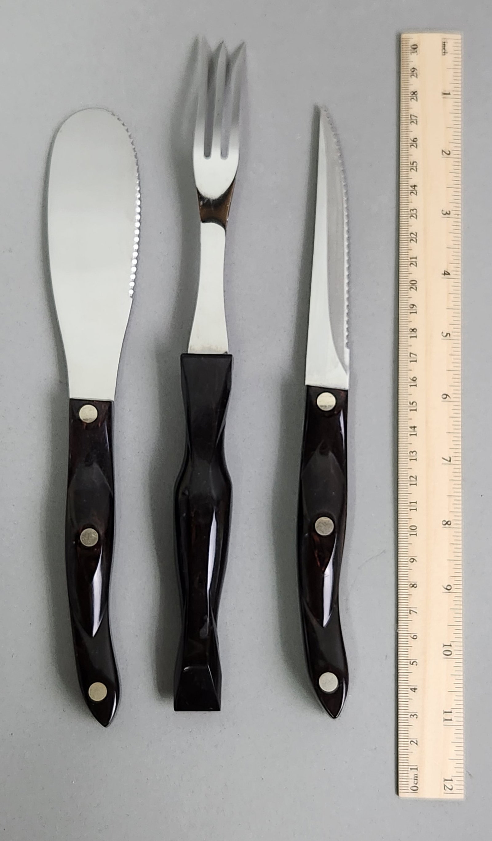 Cutco Cutlery Set - 14