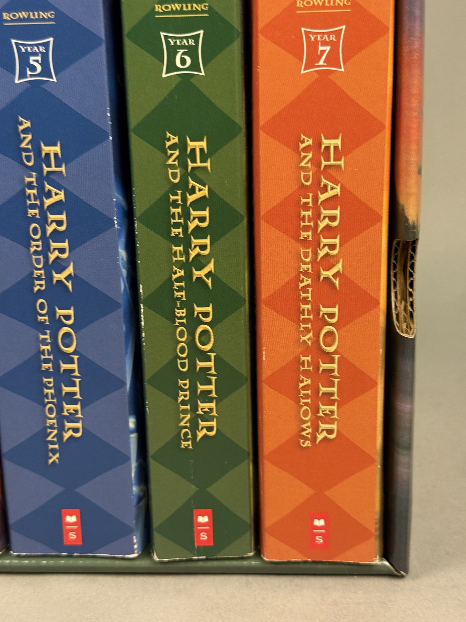 Harry Potter Complete Paperback Box Set - 4