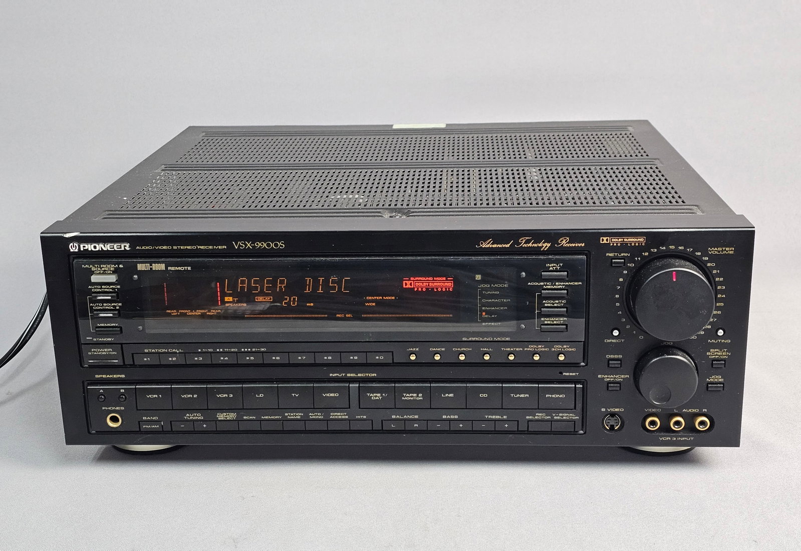 Pioneer VSX-9900S Audio Video Receiver (1 of 10)