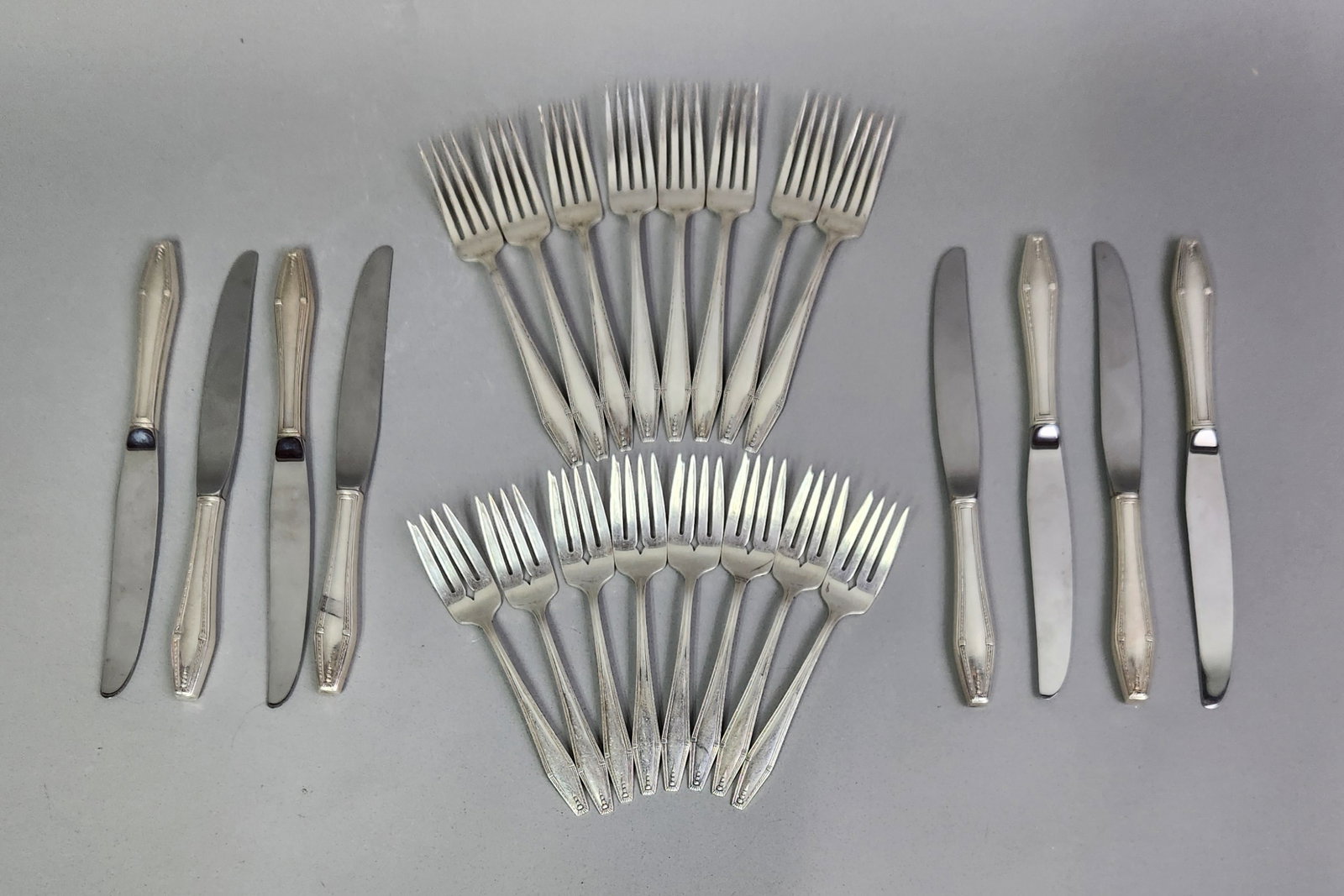 State House Sterling Flatware 1,292.8 Grams (1 of 15)