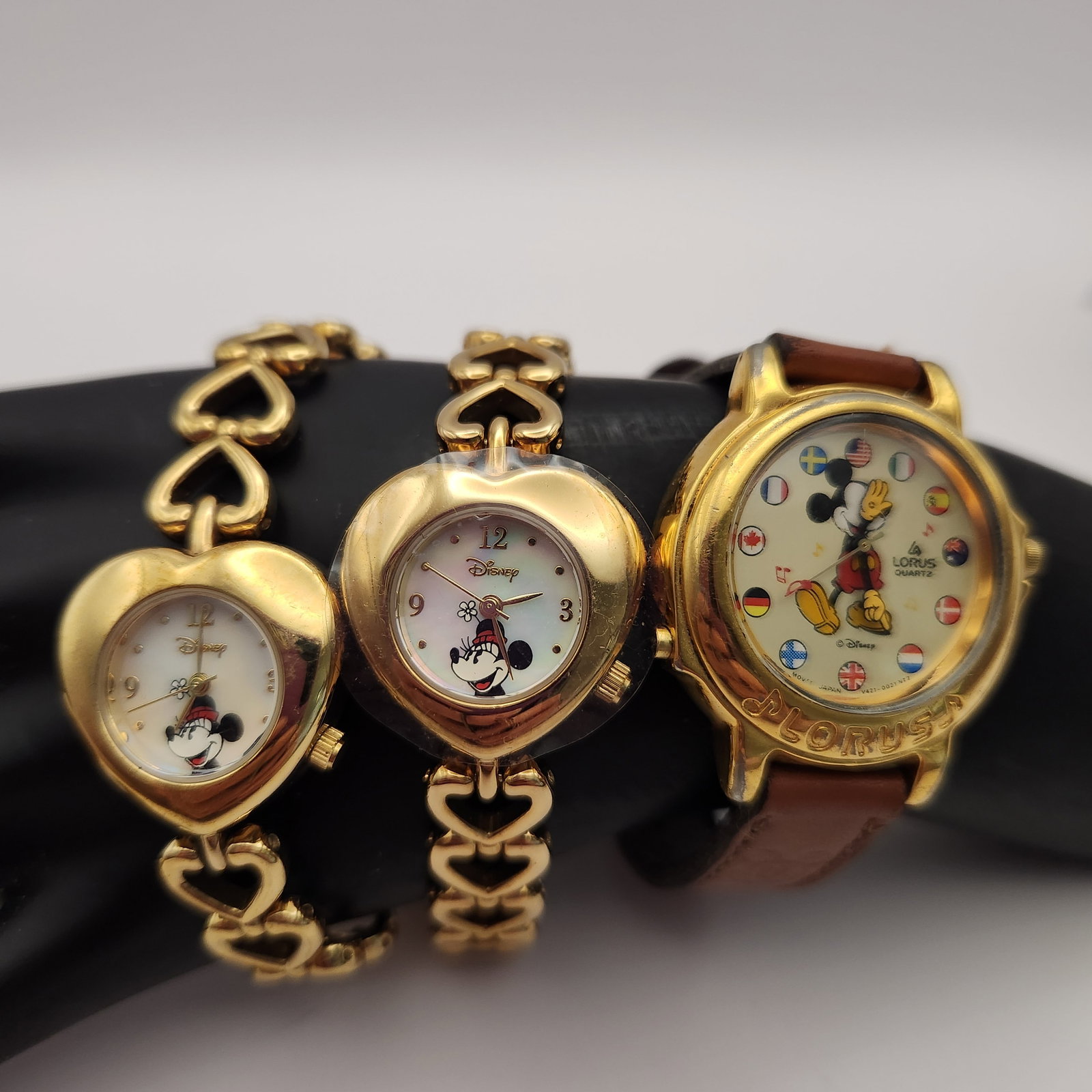 Disney Mickey & Minnie Wristwatches (1 of 10)