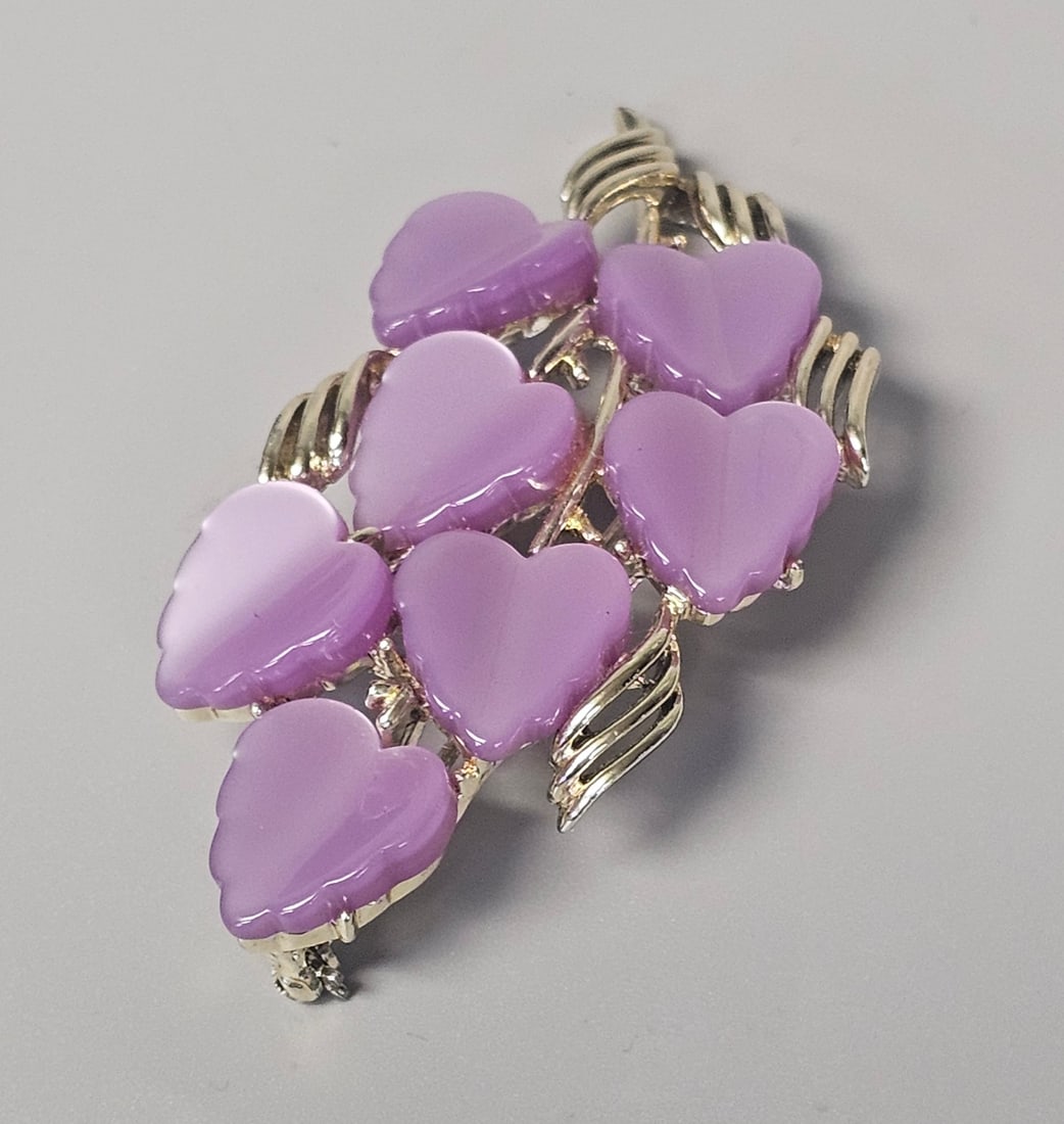 Coro Lavender Moonglow Leaf Brooch - 3