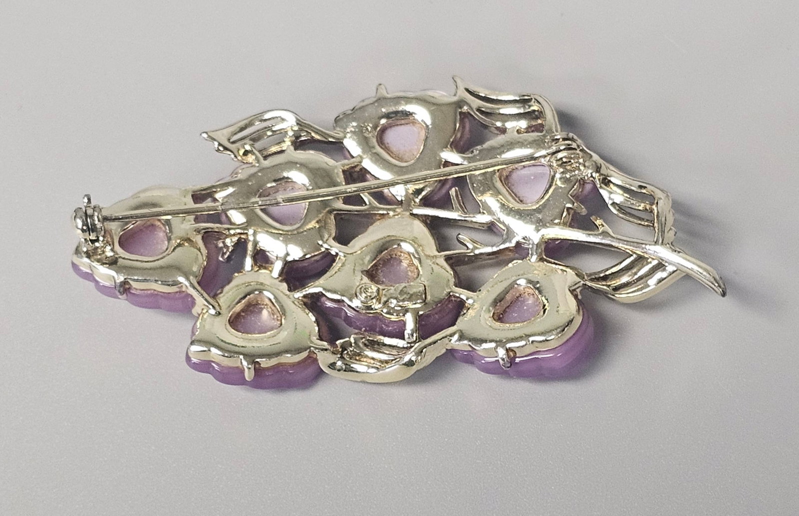 Coro Lavender Moonglow Leaf Brooch - 6