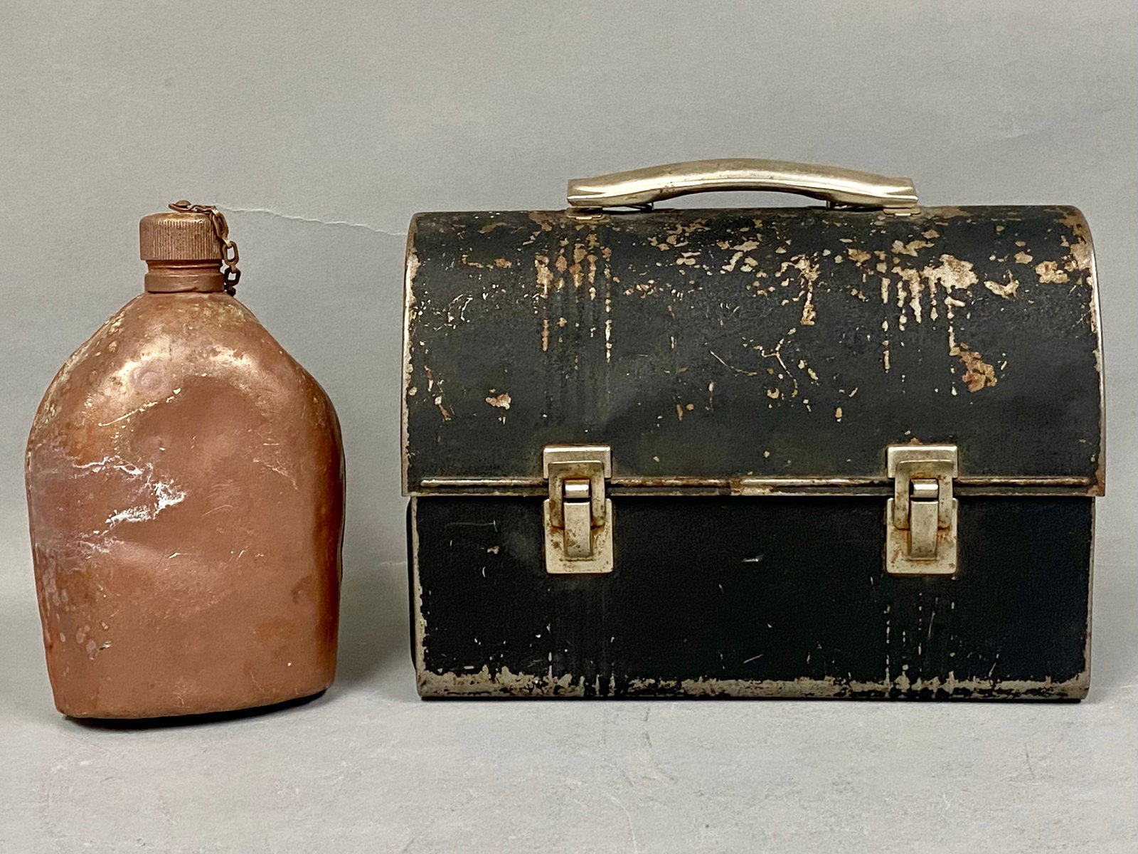 American Thermos Metal Lunchbox & Brown Metal Canteen (1 of 9)