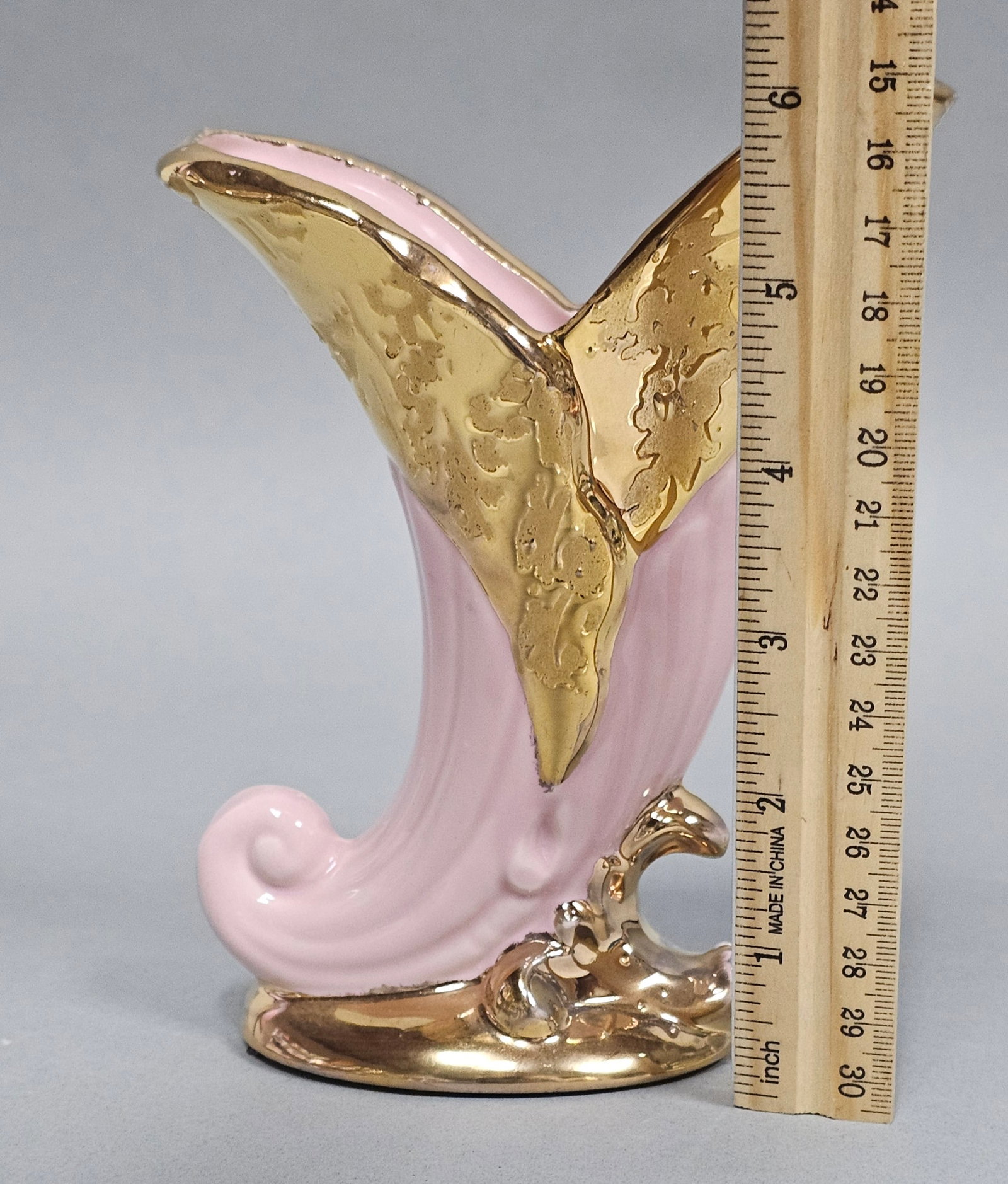 Ceramic Weeping Gold Cornucopia Vase - 2
