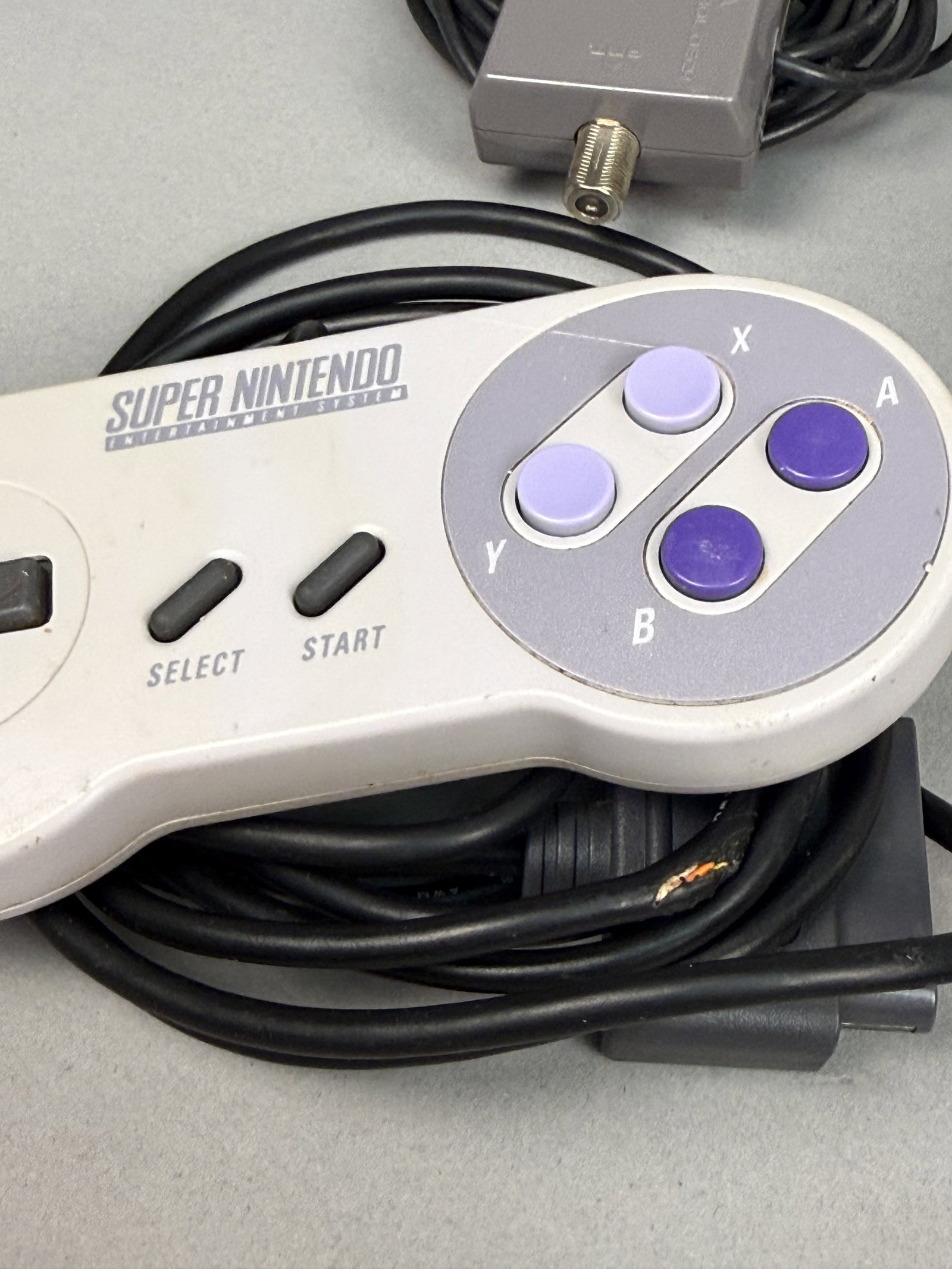 Nintendo Super Nintendo SNES Bundle - 7